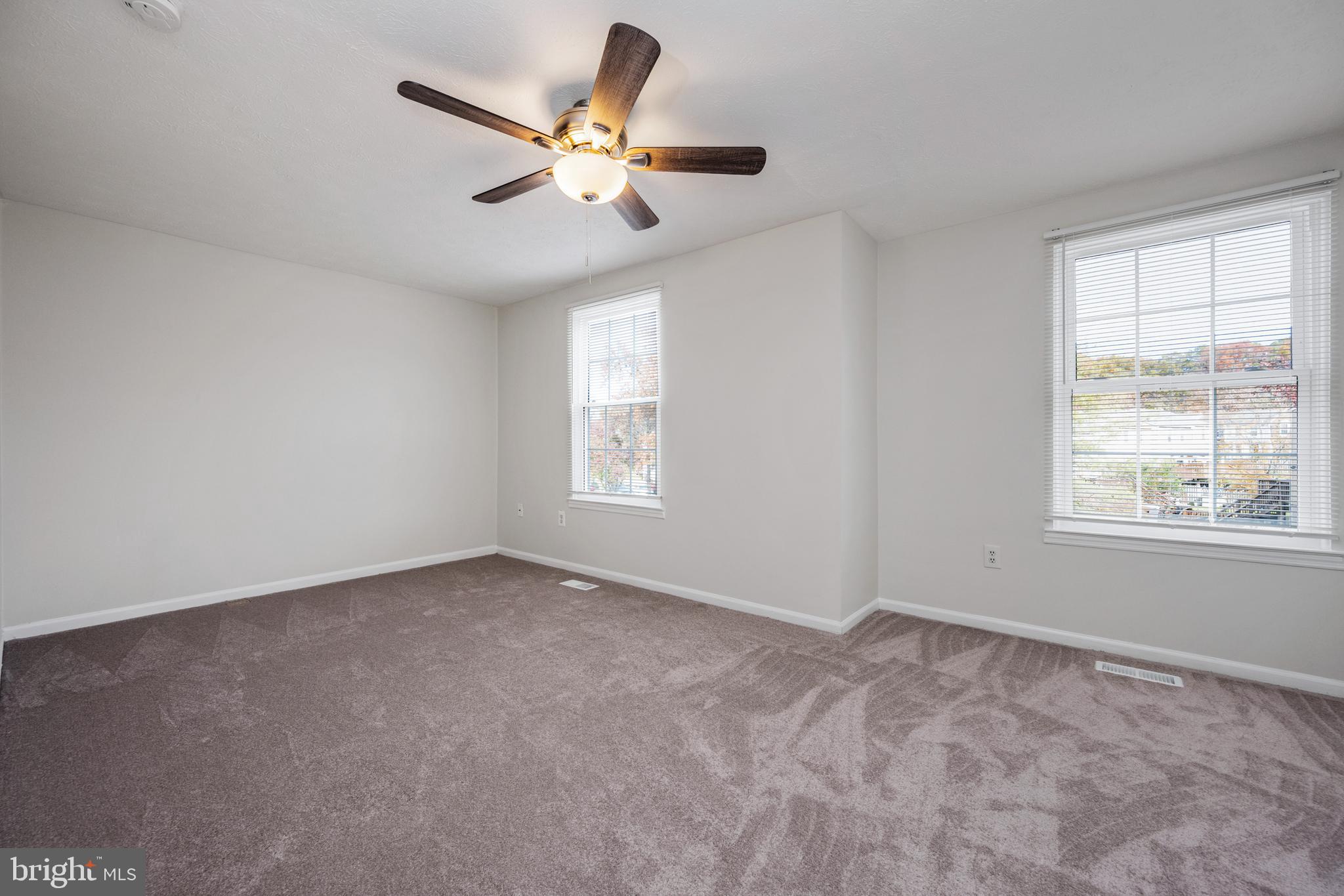 FEATHERHILL - Residential