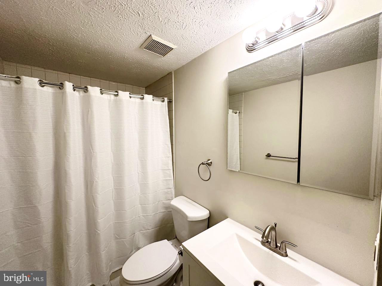 FEATHERHILL - Residential