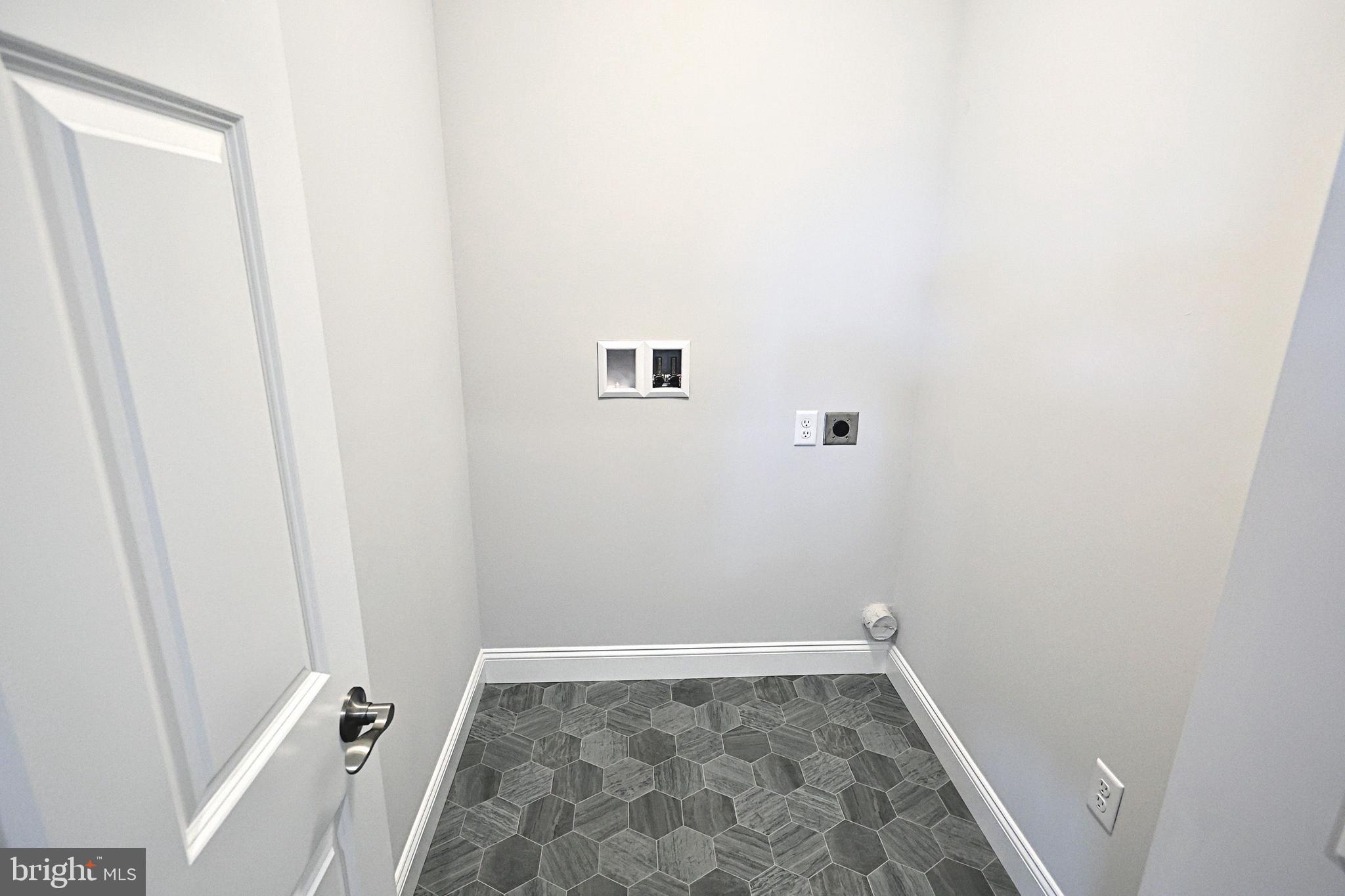 SWEET BRIAR - Residential