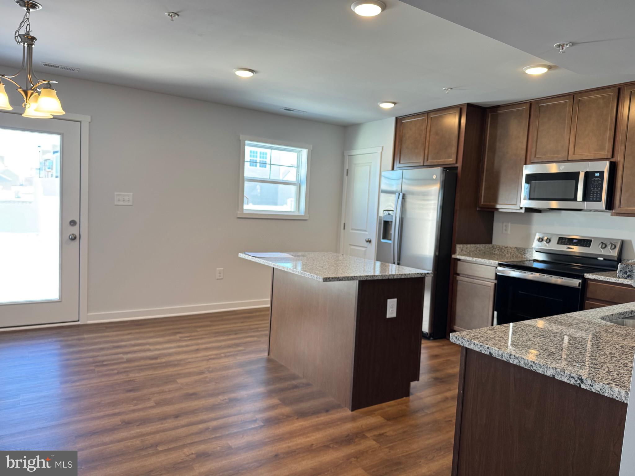 HERITAGE HILLS - Residential Lease