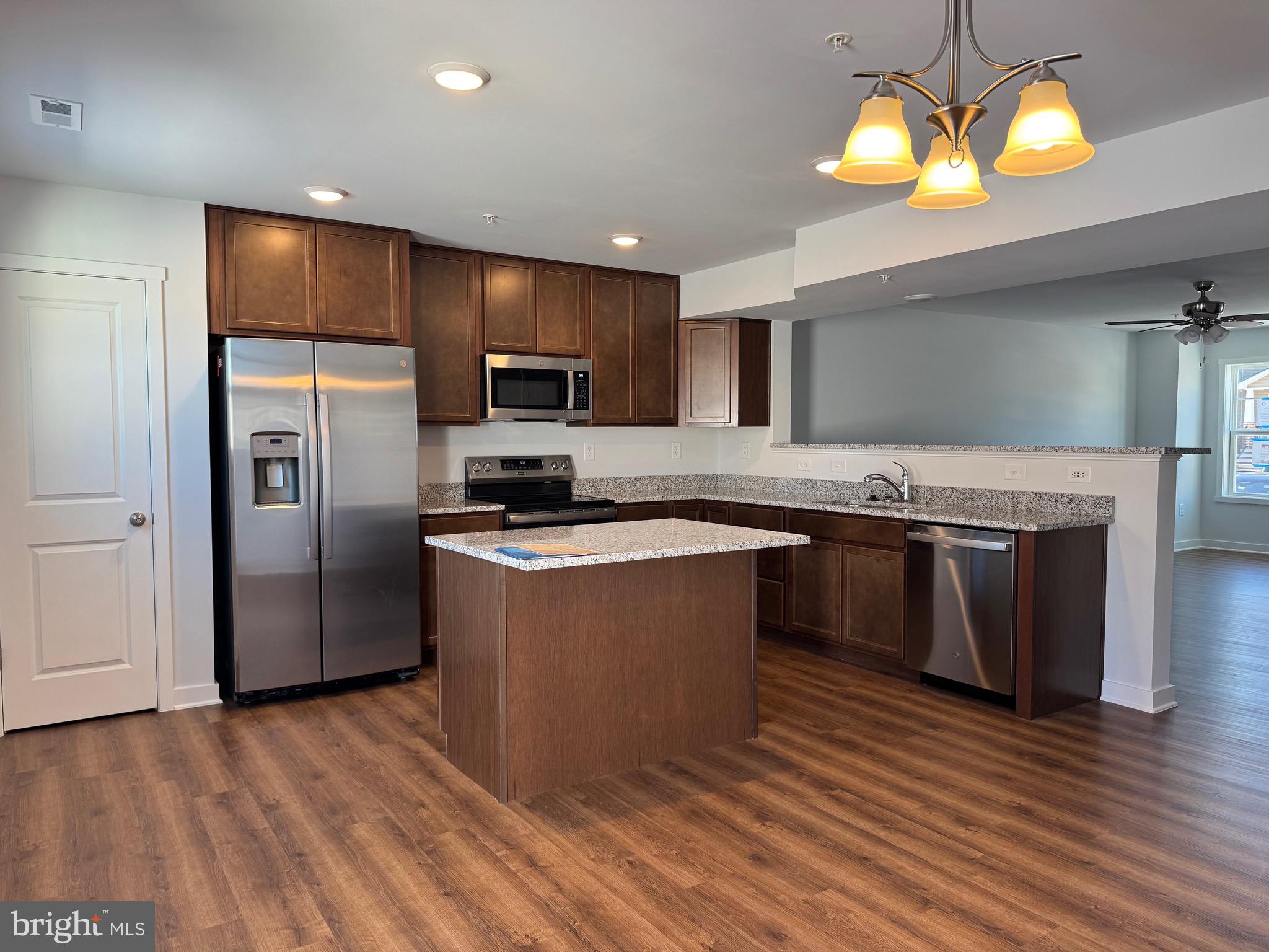 HERITAGE HILLS - Residential Lease