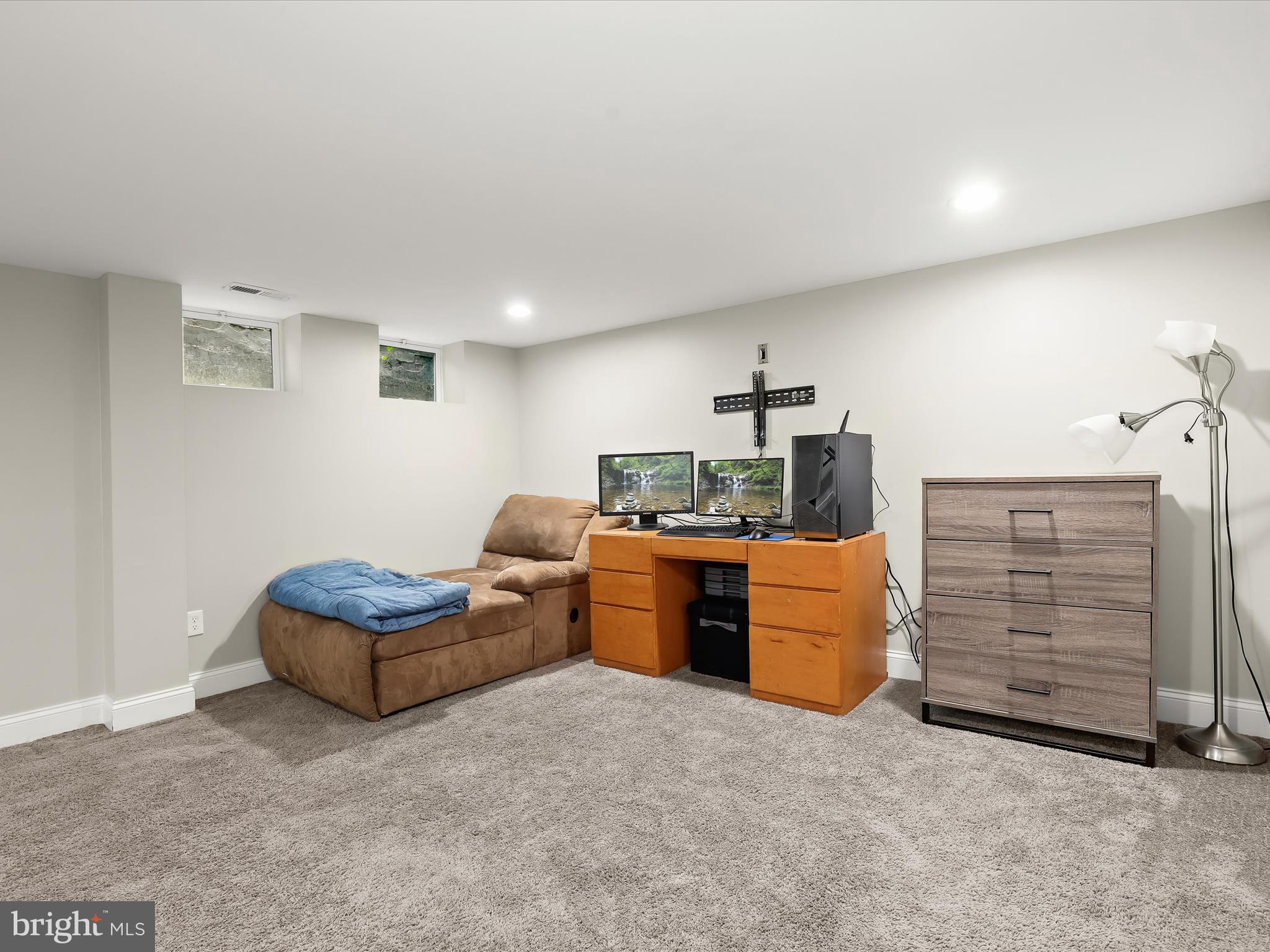 GLEN OAKS - Residential