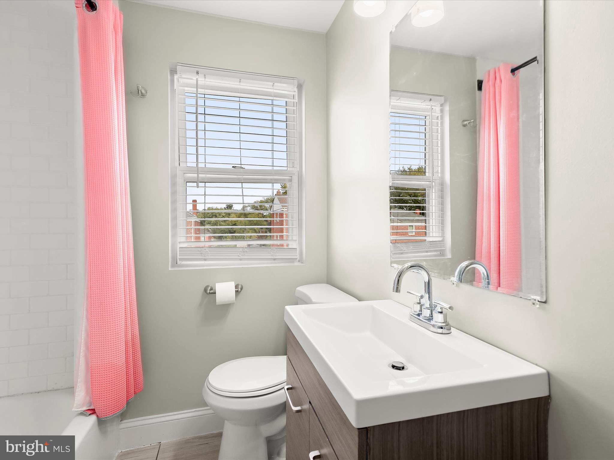 GLEN OAKS - Residential