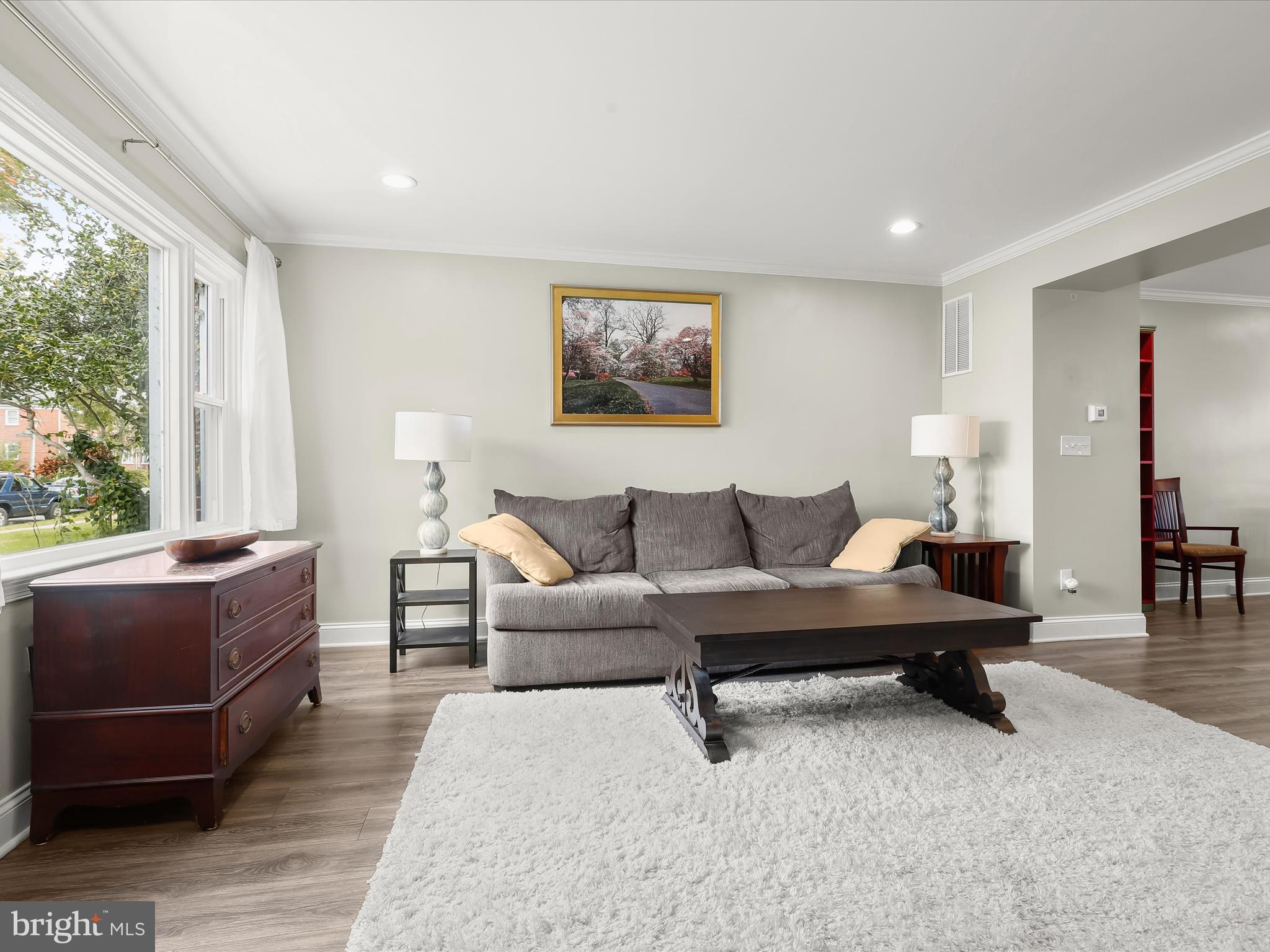 GLEN OAKS - Residential