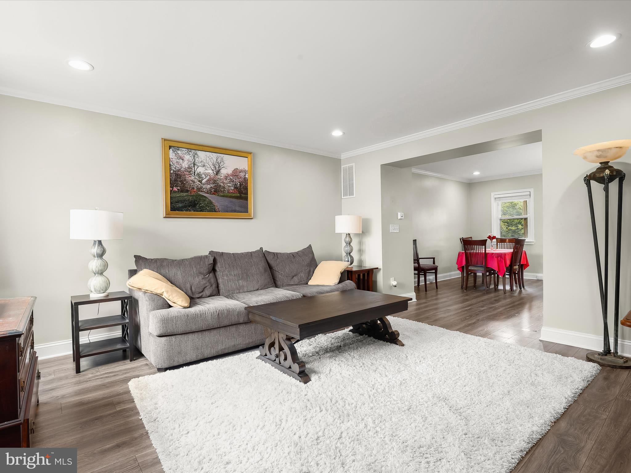 GLEN OAKS - Residential