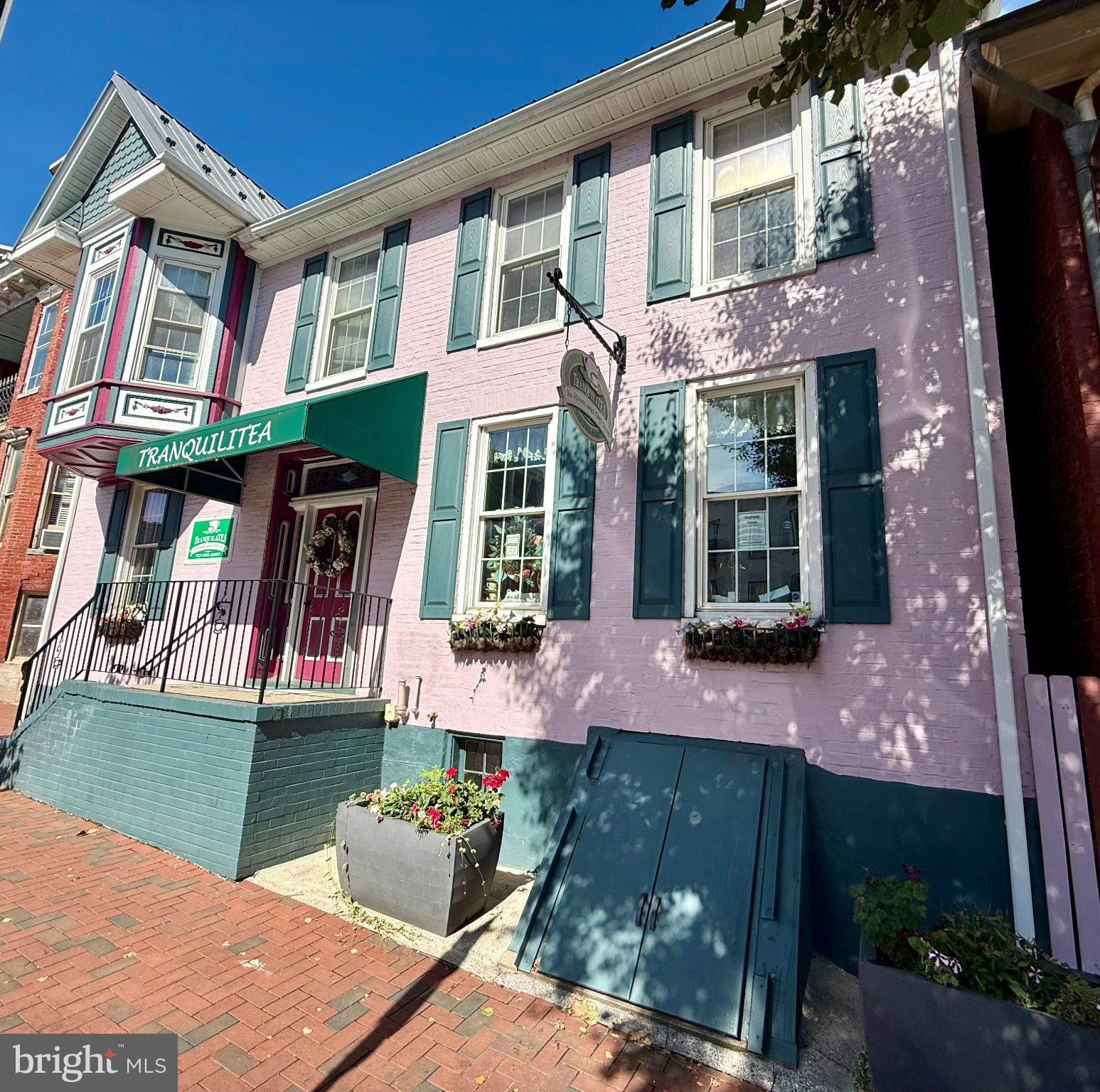 117 W MAIN STREET
