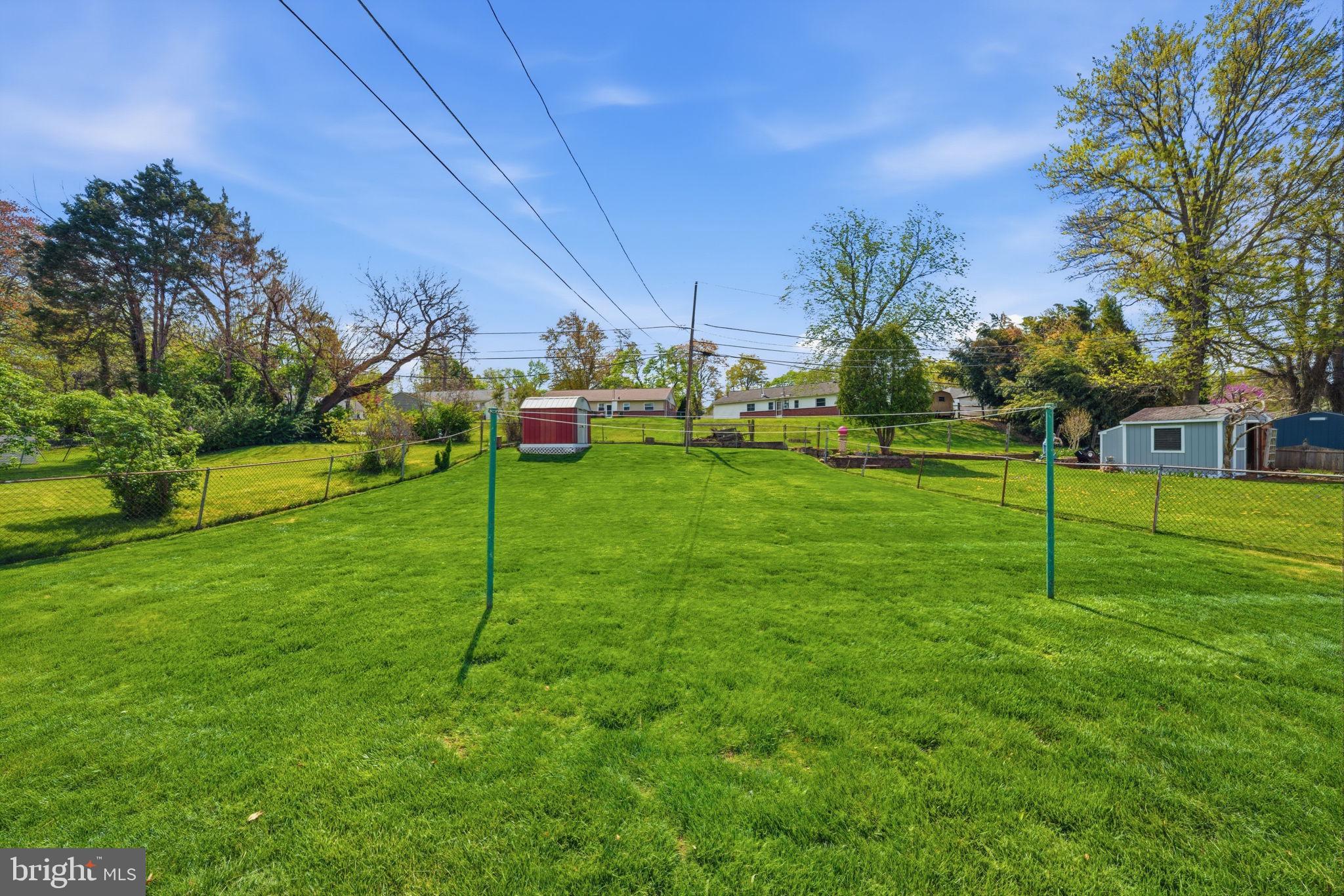 PENN SQ - Residential