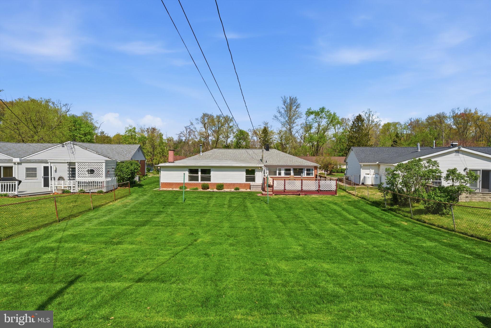 PENN SQ - Residential