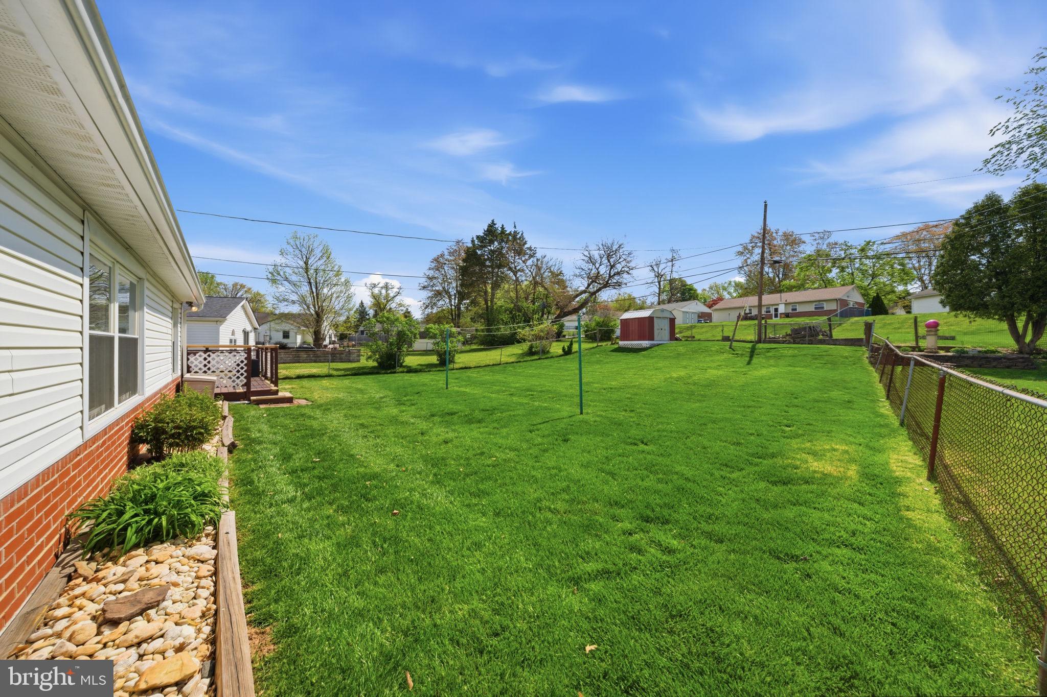 PENN SQ - Residential