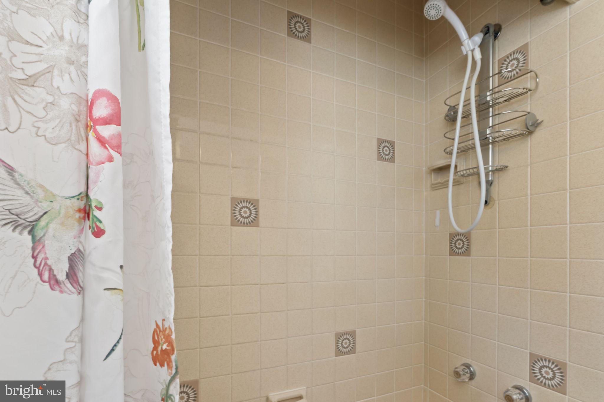 PENN SQ - Residential