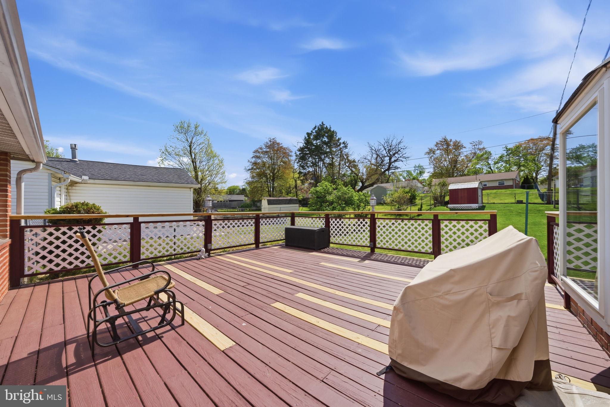 PENN SQ - Residential