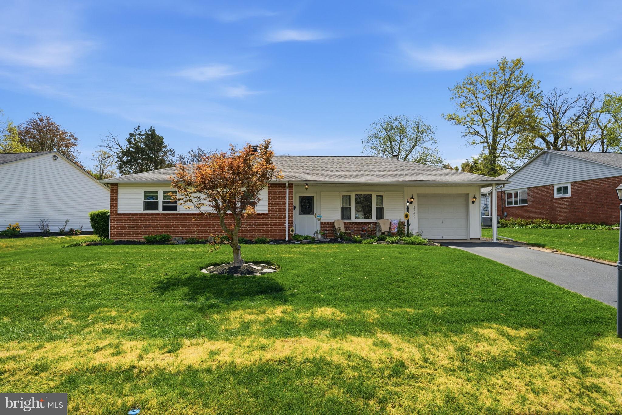 PENN SQ - Residential