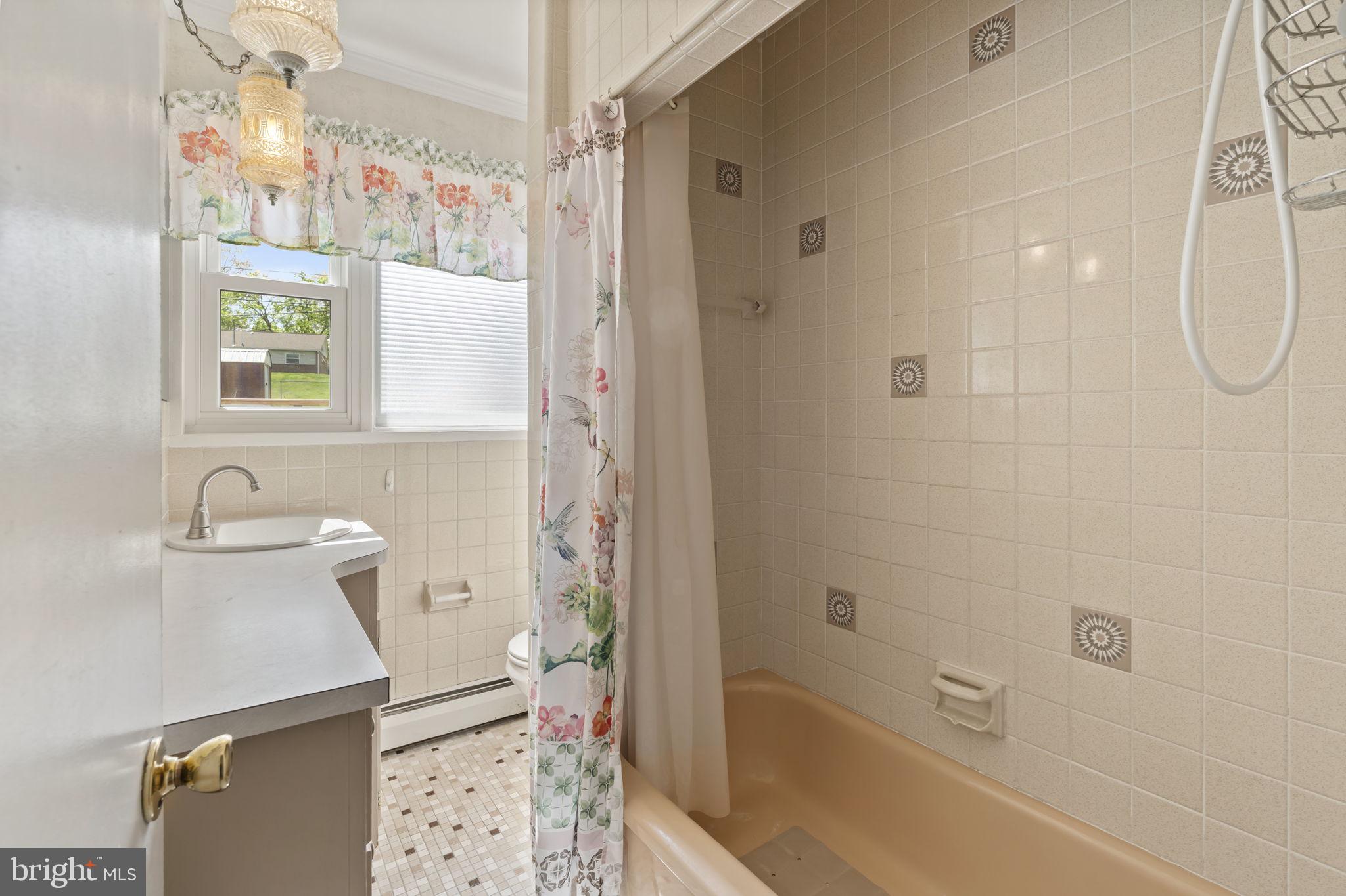 PENN SQ - Residential