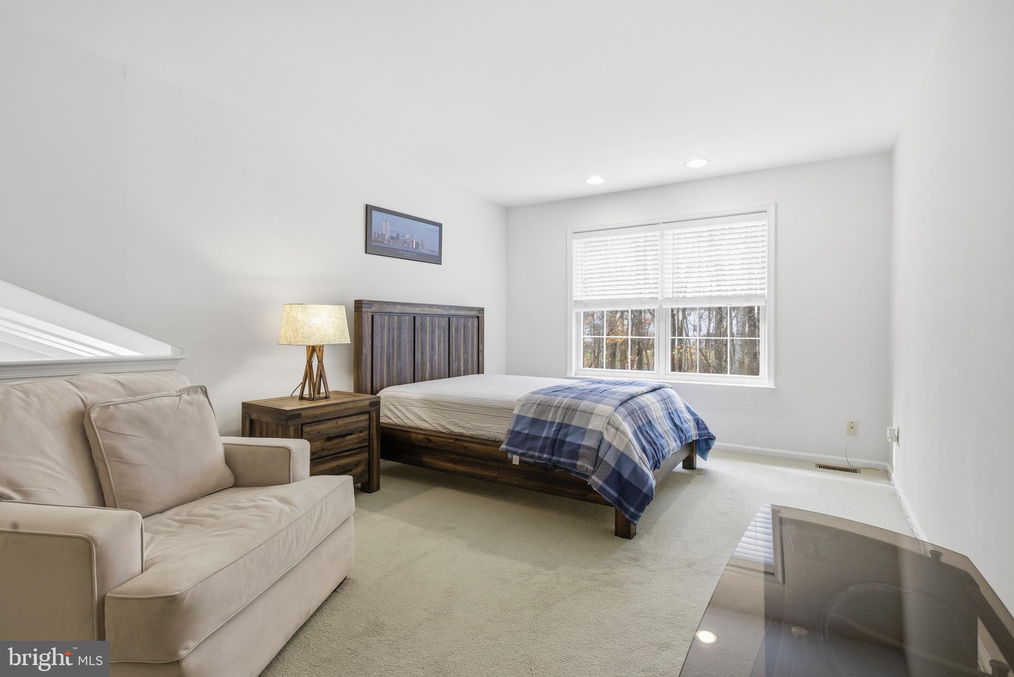 SOMERSET - Residential