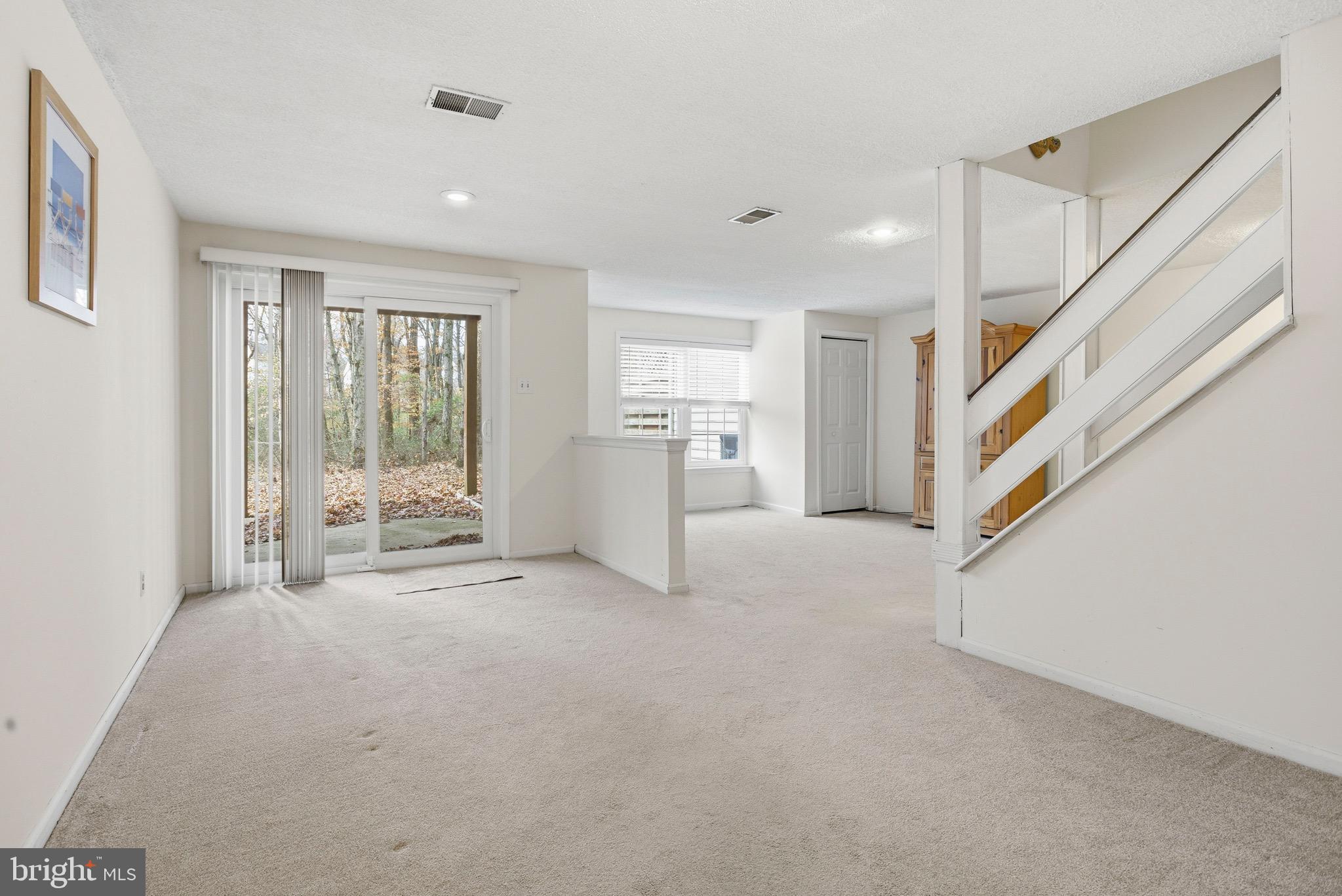 SOMERSET - Residential