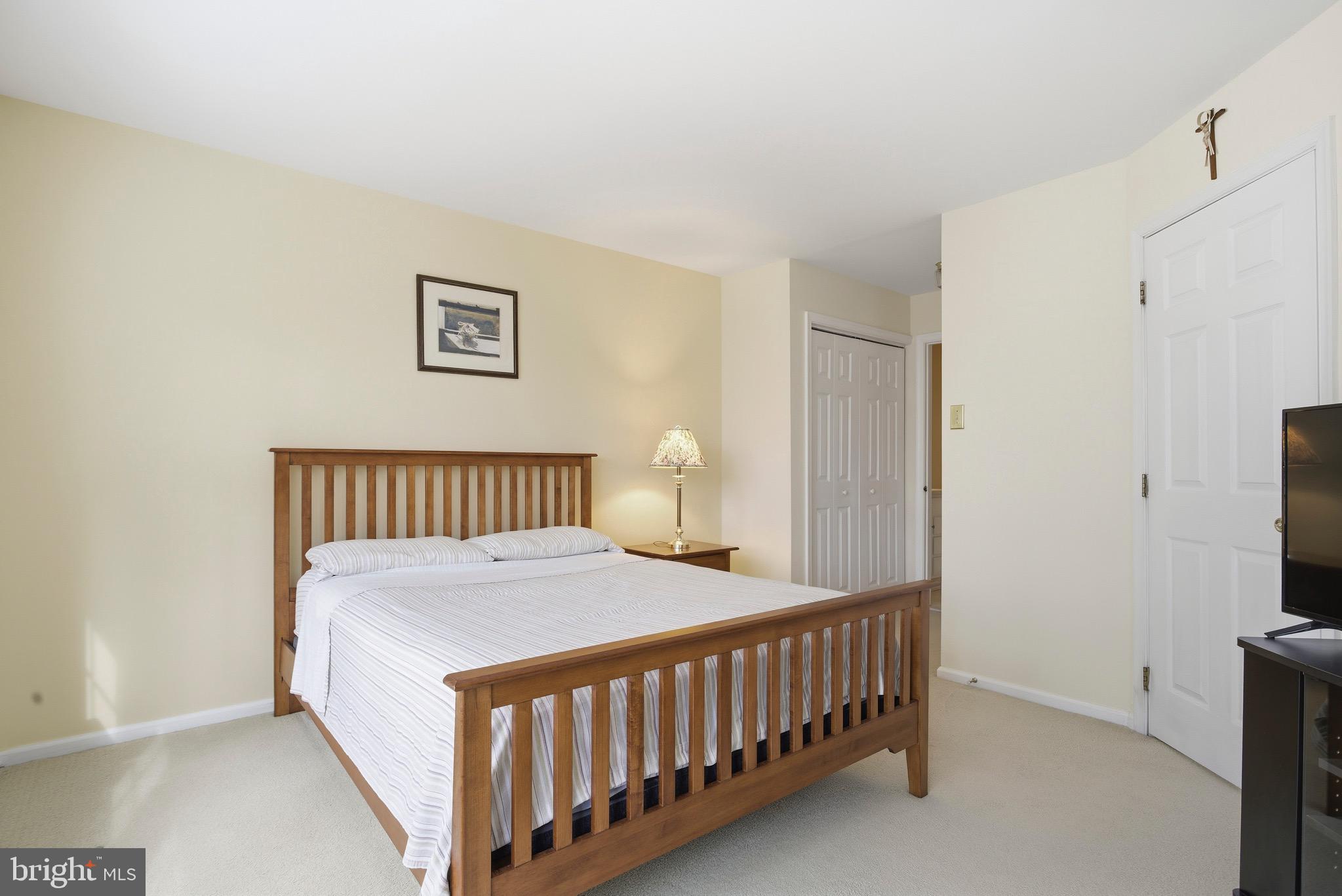 SOMERSET - Residential