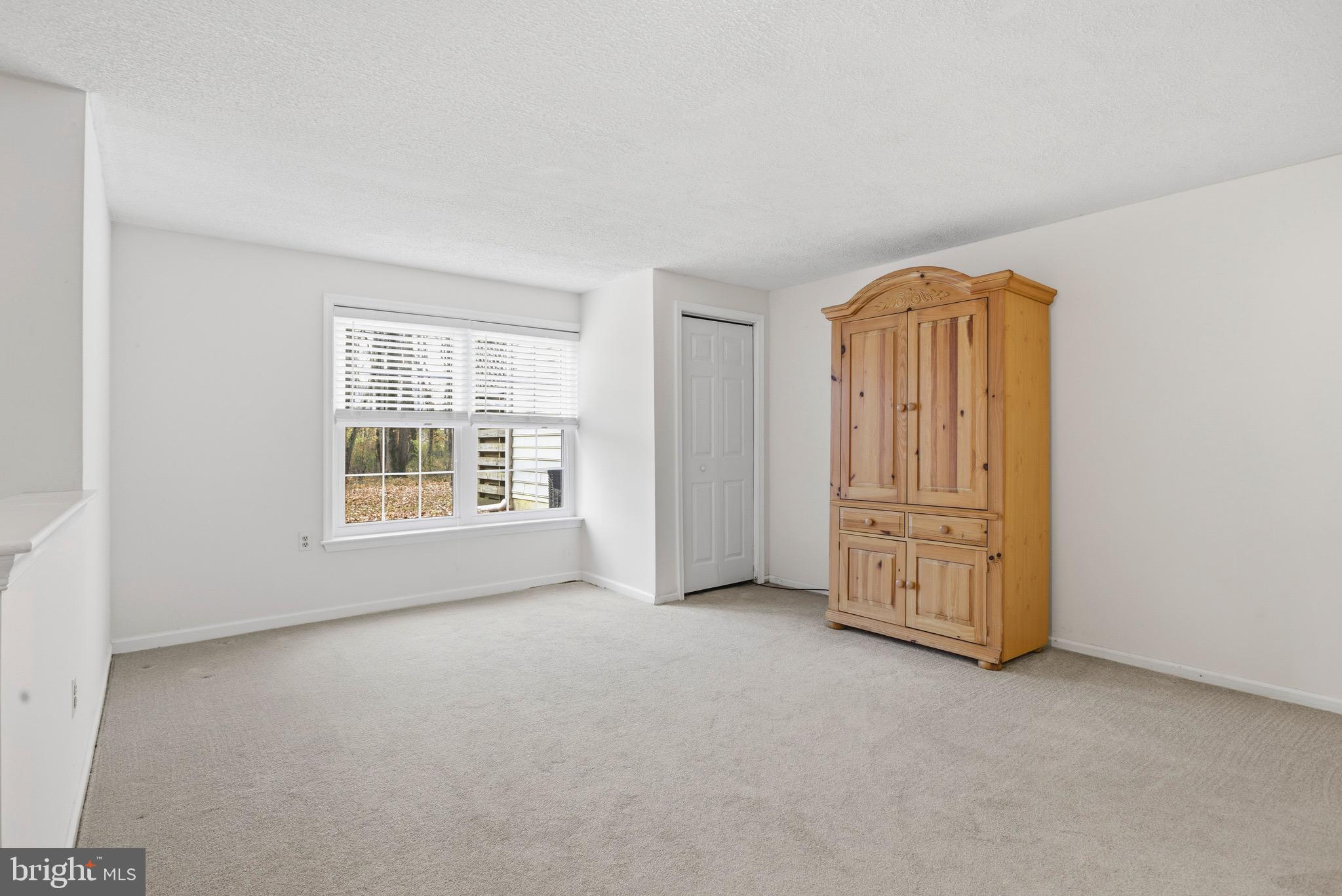 SOMERSET - Residential