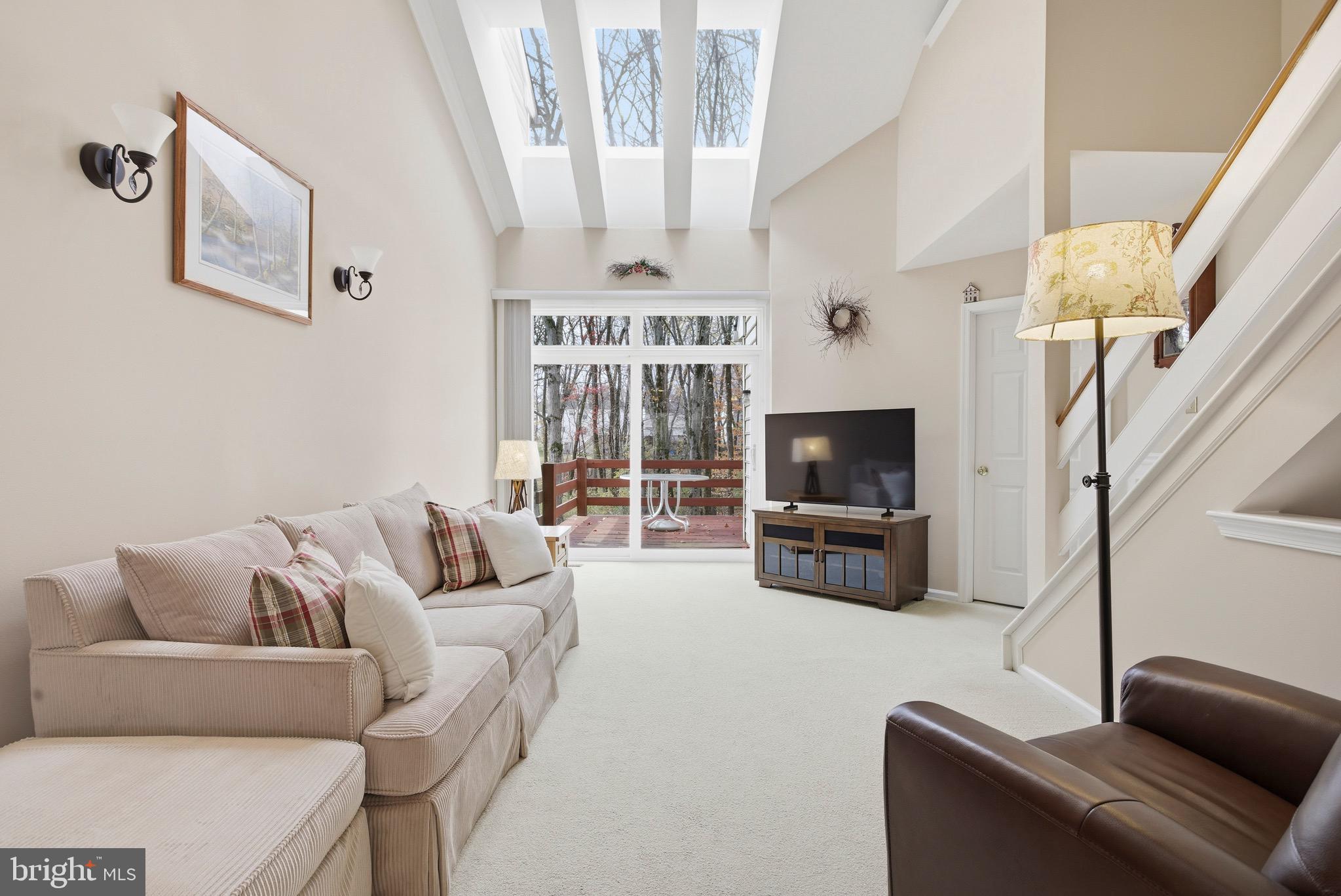 SOMERSET - Residential