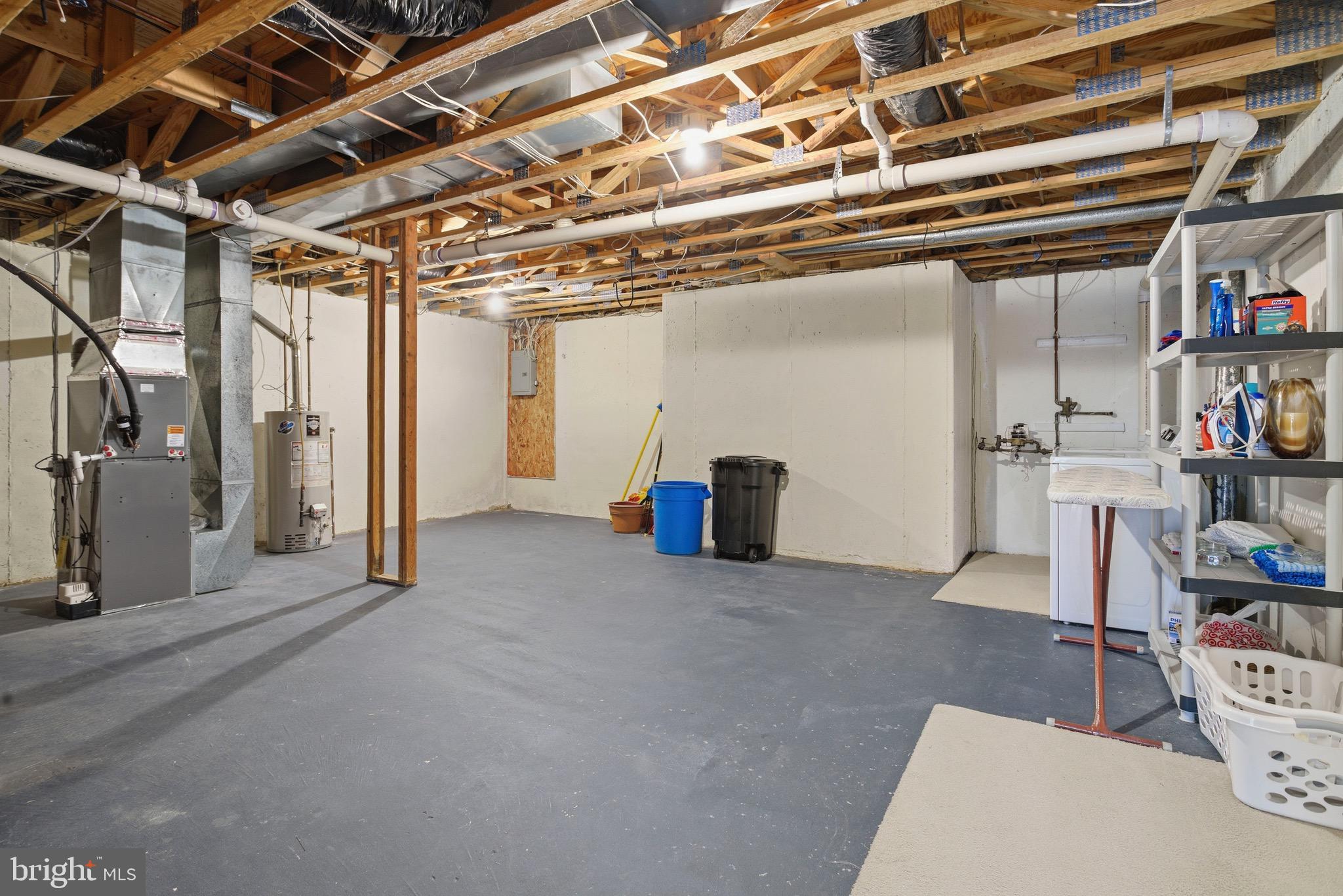 SOMERSET - Residential