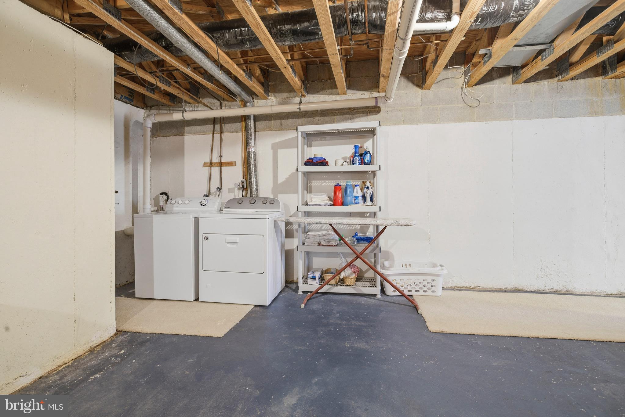 SOMERSET - Residential