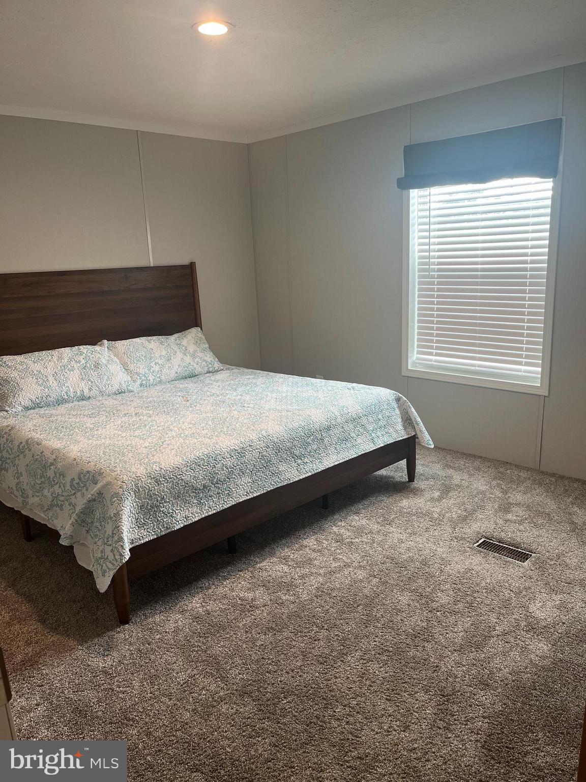 ROYAL CREST ESTATES - Residential