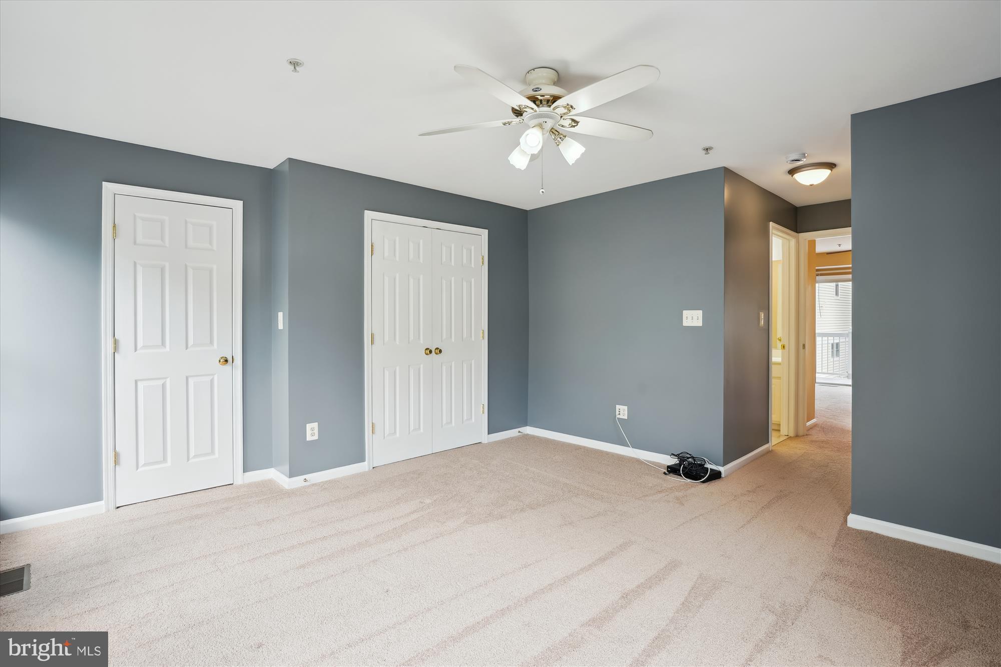 LAKELANDS - Residential