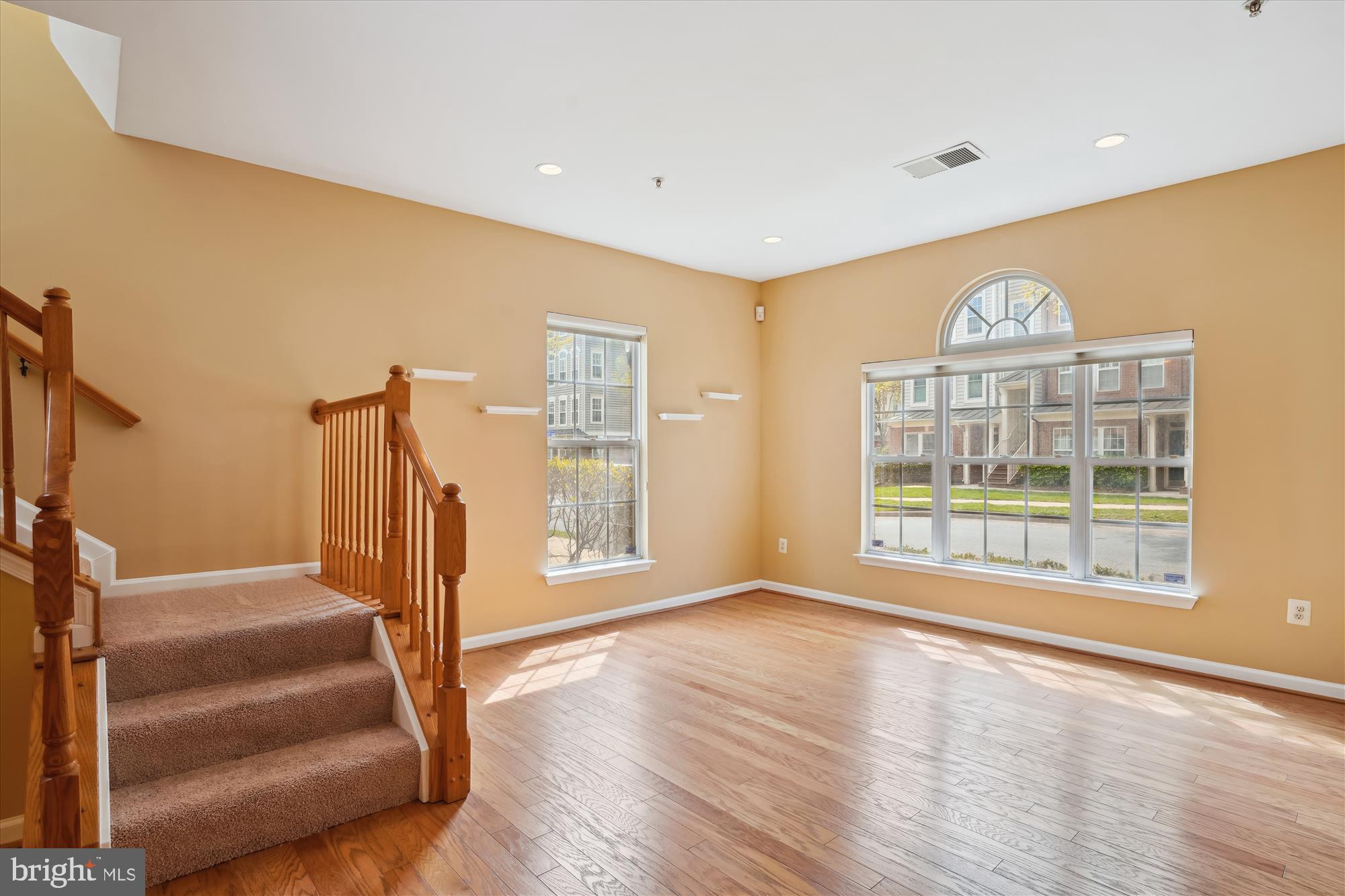 LAKELANDS - Residential