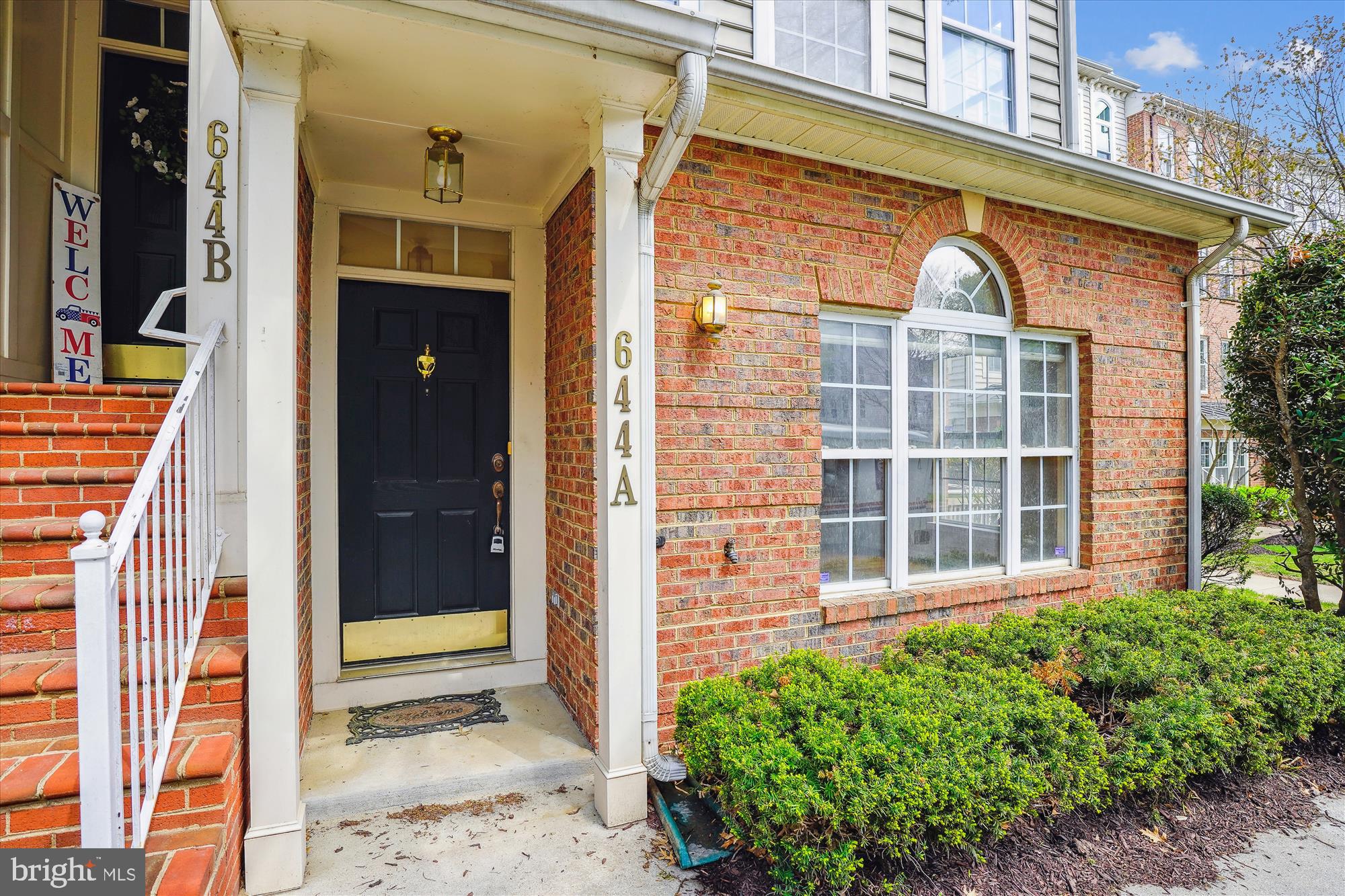 LAKELANDS - Residential