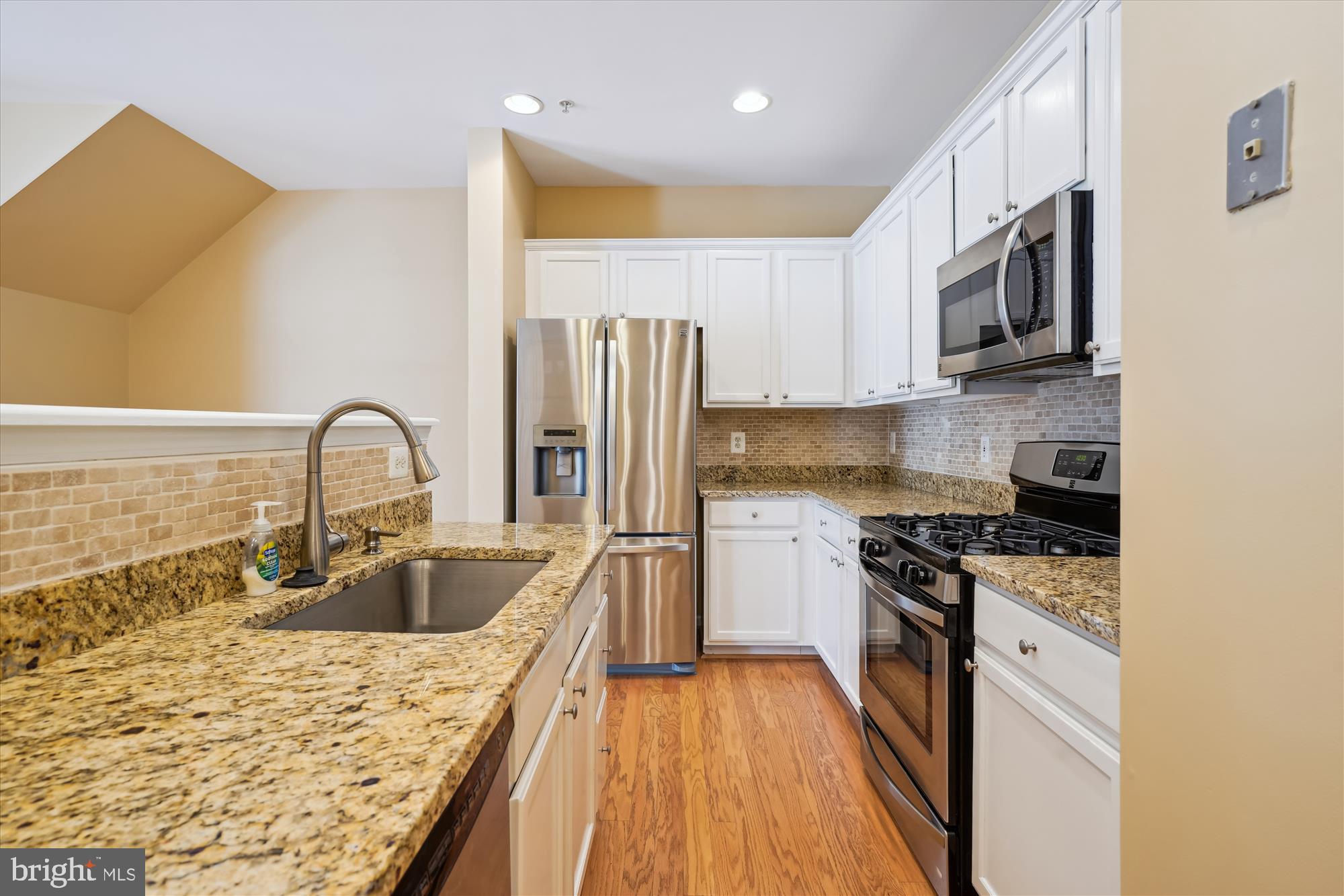 LAKELANDS - Residential