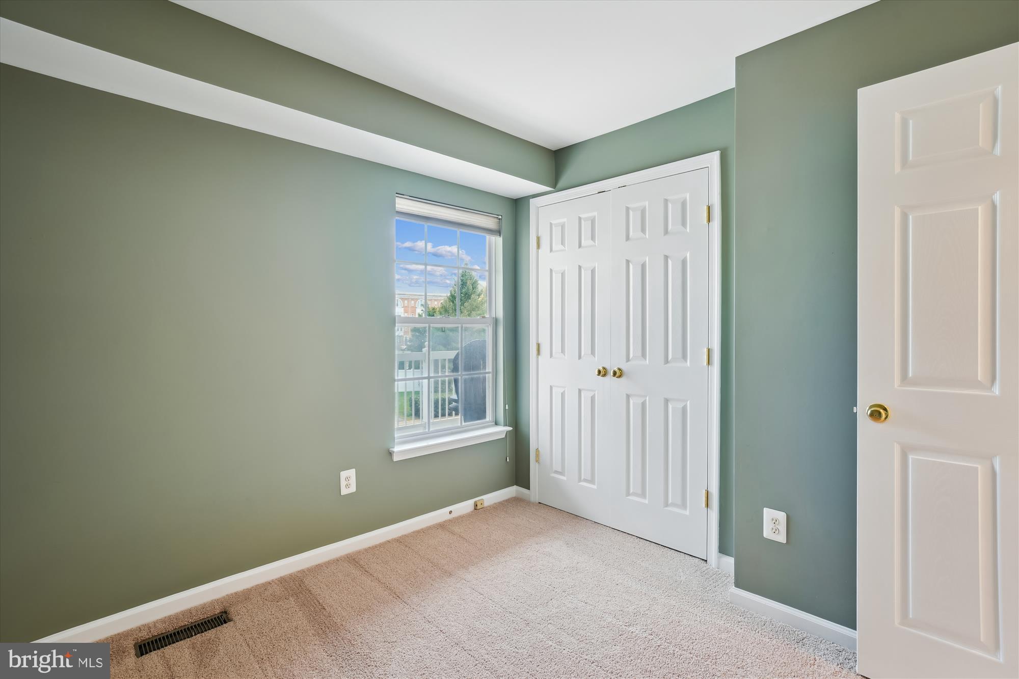 LAKELANDS - Residential