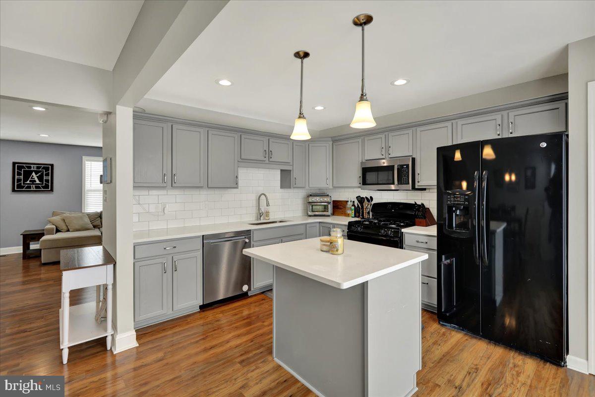 COVENTRY GLEN - Residential