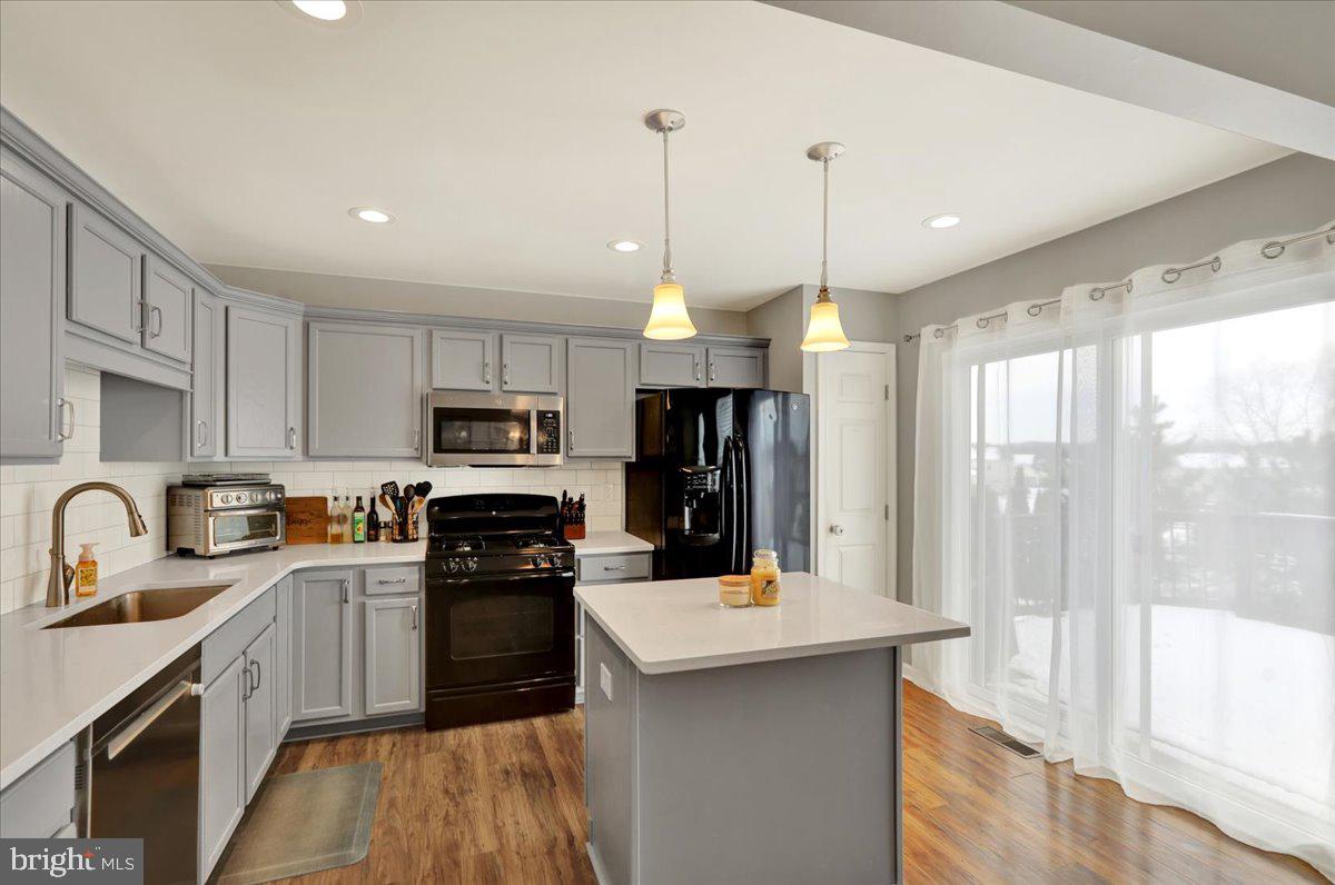 COVENTRY GLEN - Residential