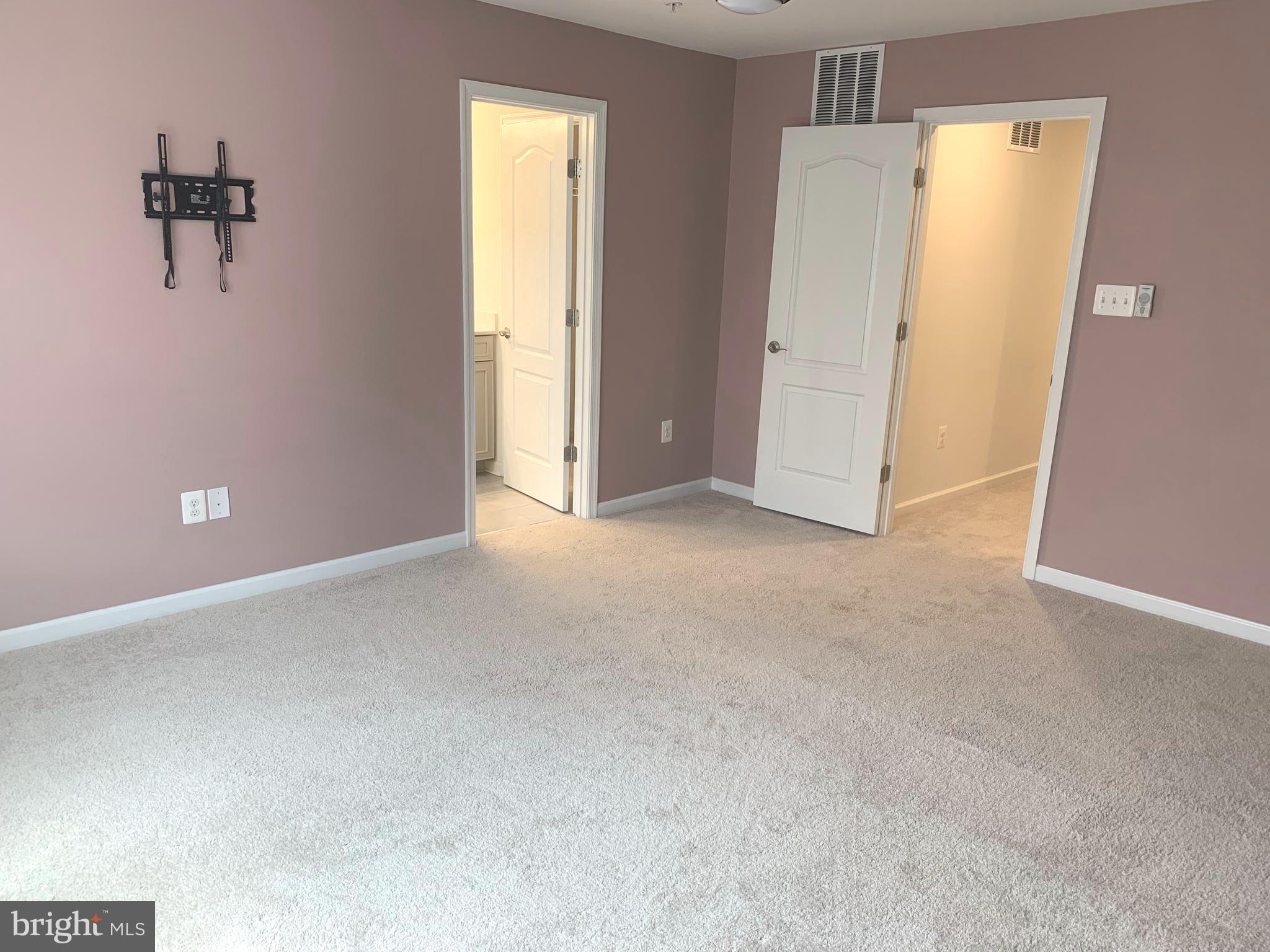 PARKSIDE - Residential Lease