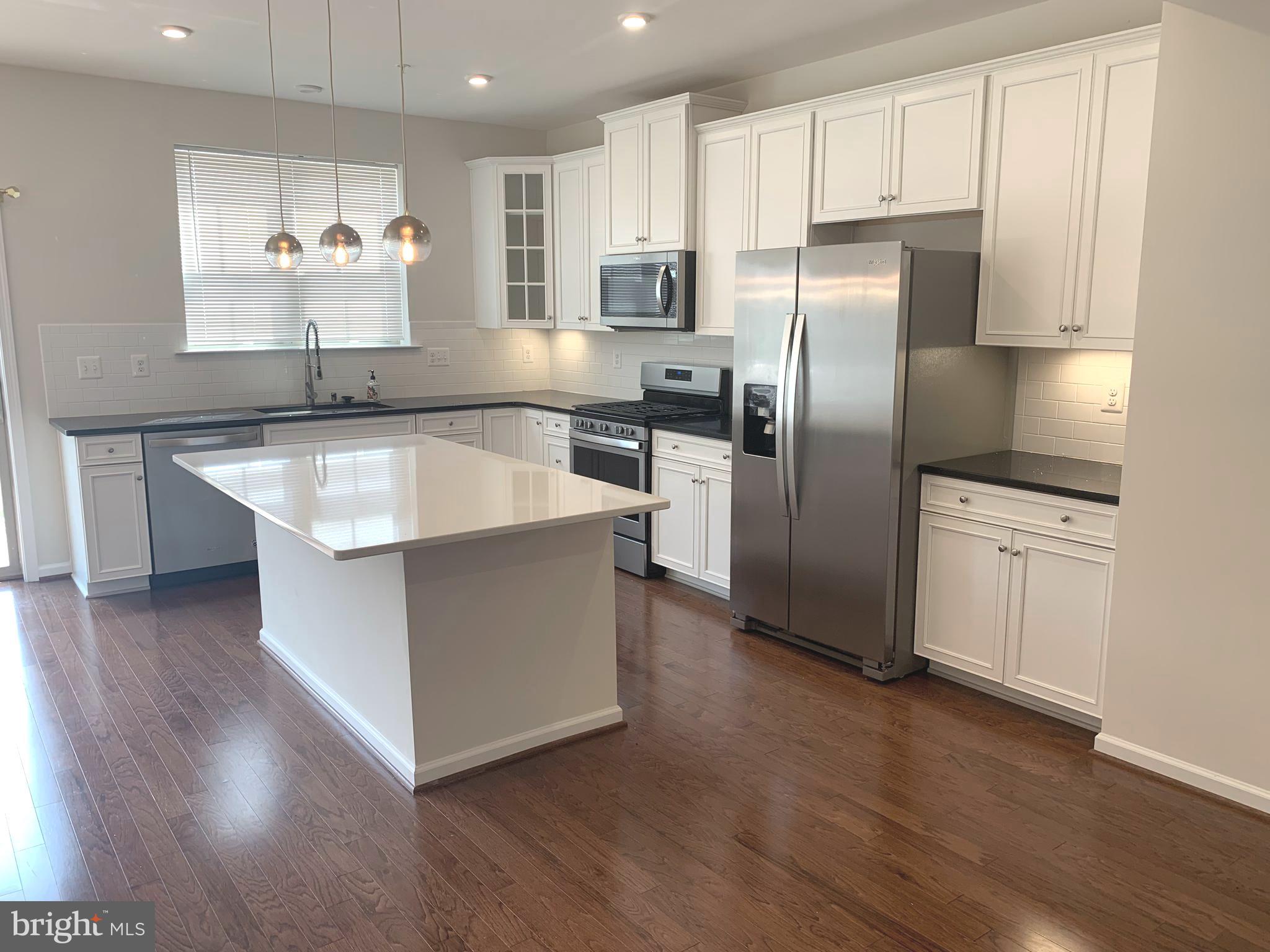 PARKSIDE - Residential Lease