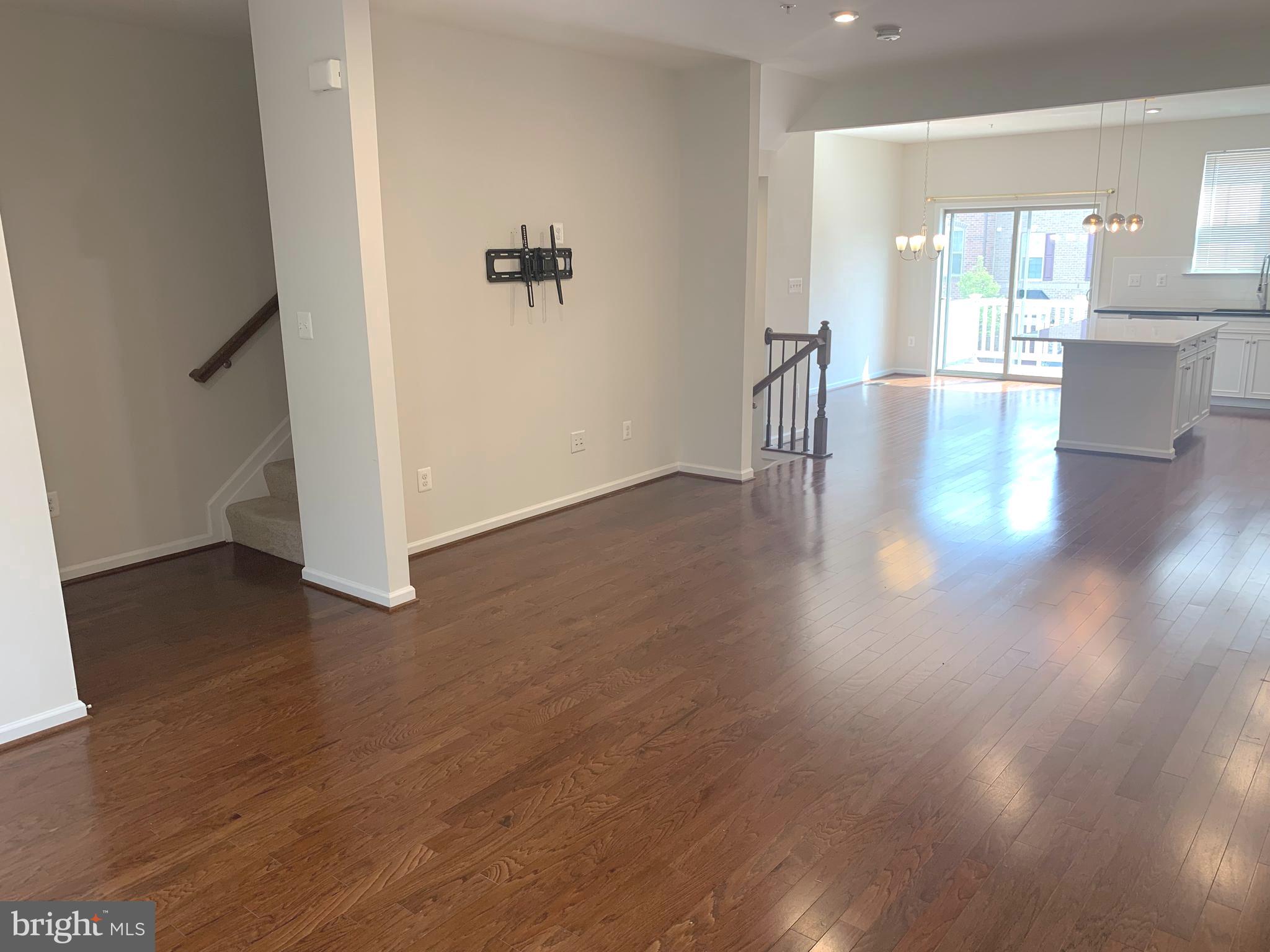 PARKSIDE - Residential Lease