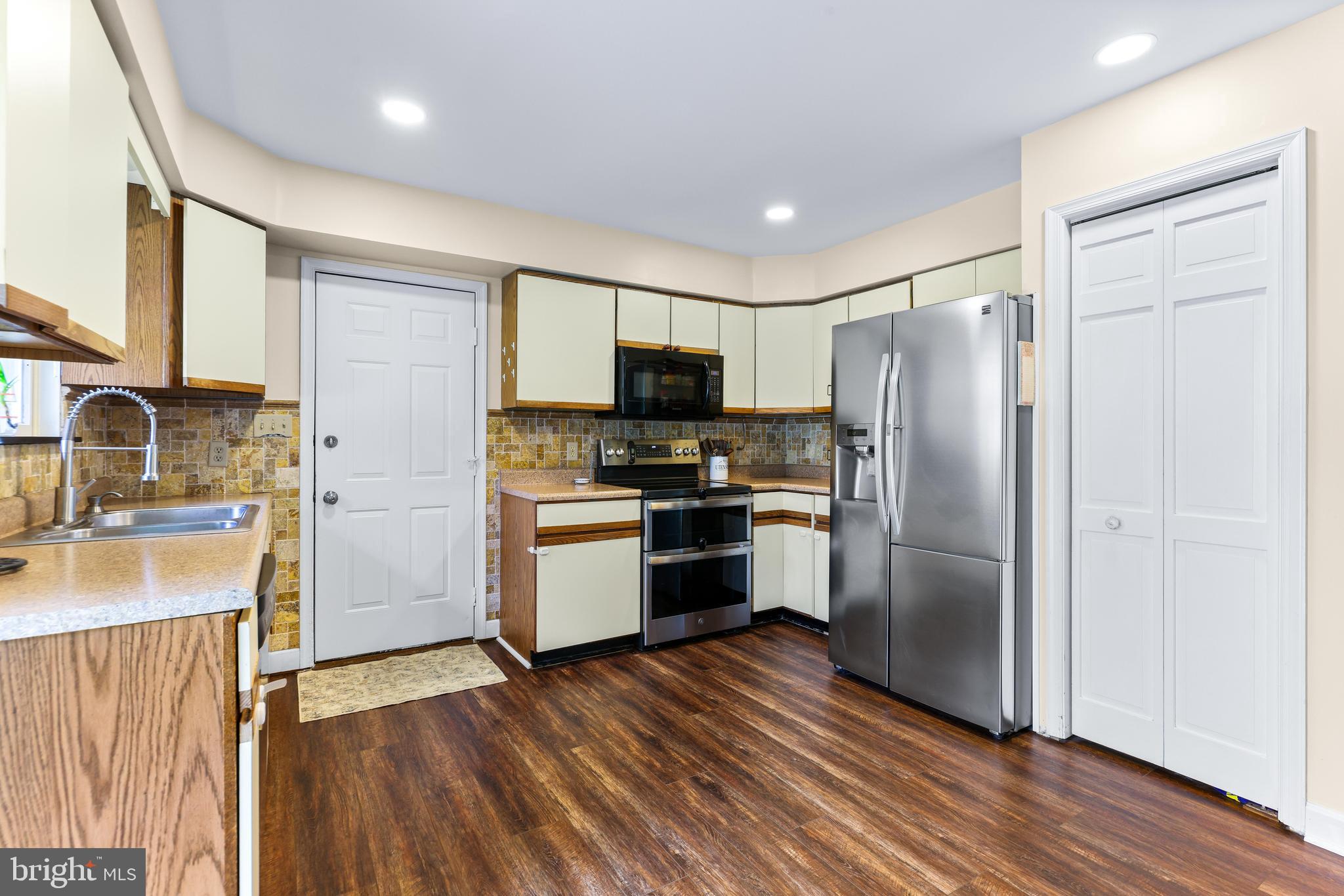 PLEASANT PROSPECT - Residential