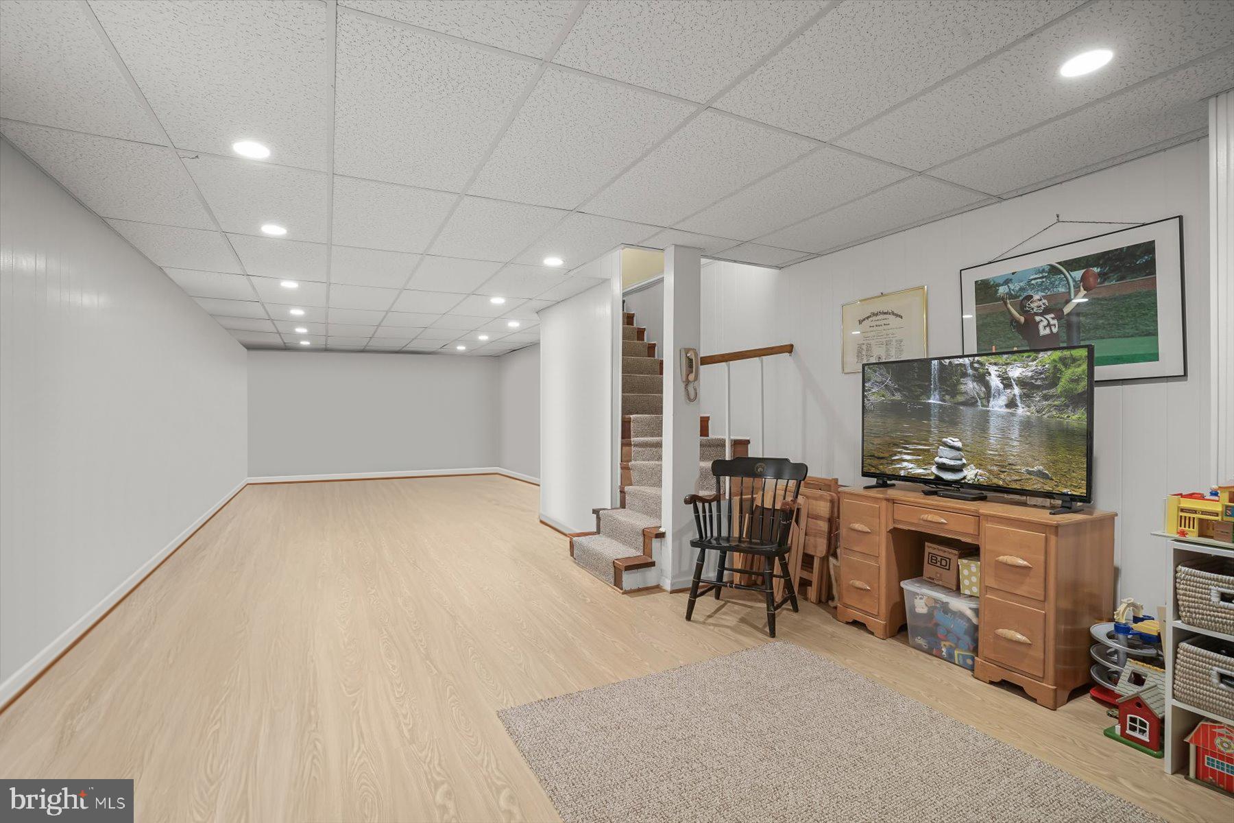 SUMNER - Residential