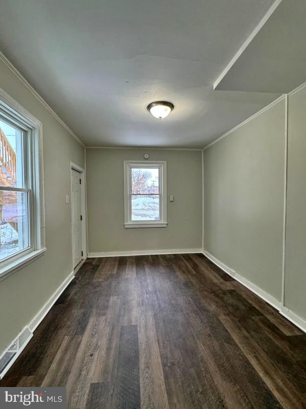 109 S QUEEN STREET 1