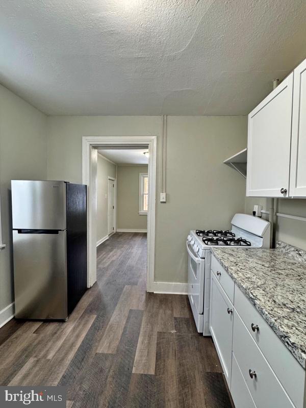 109 S QUEEN STREET 1