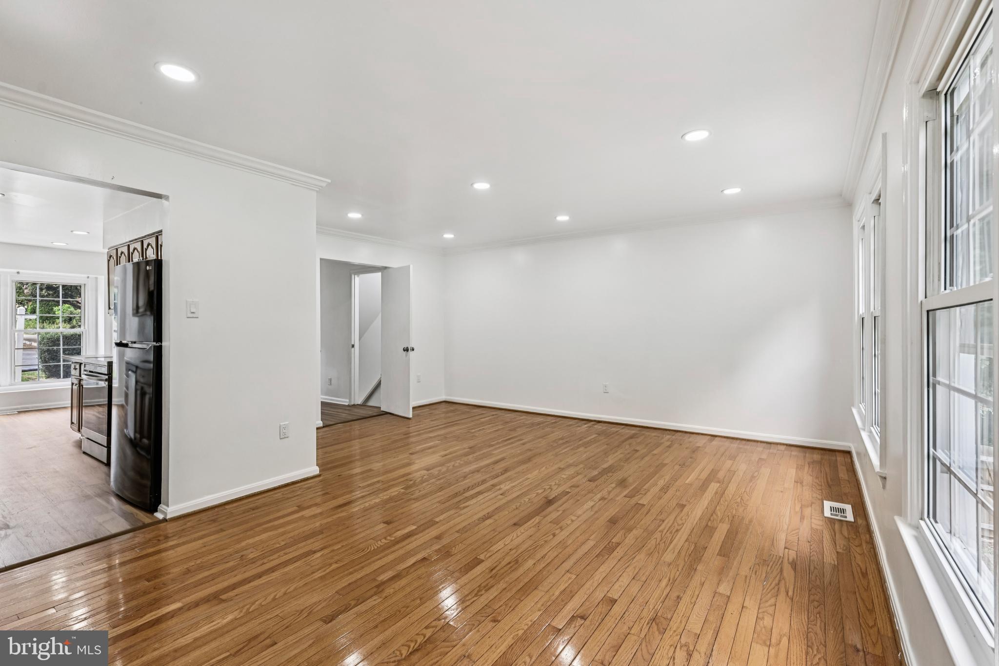 OLD MILL COMMUNITY - Residential Lease