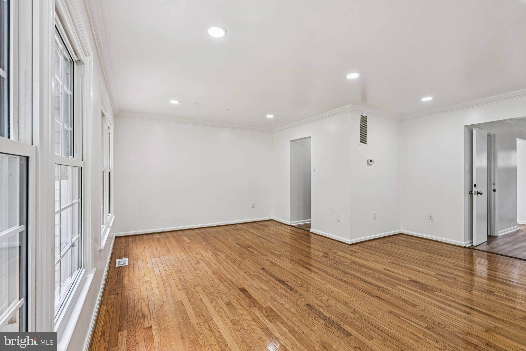 OLD MILL COMMUNITY - Residential Lease