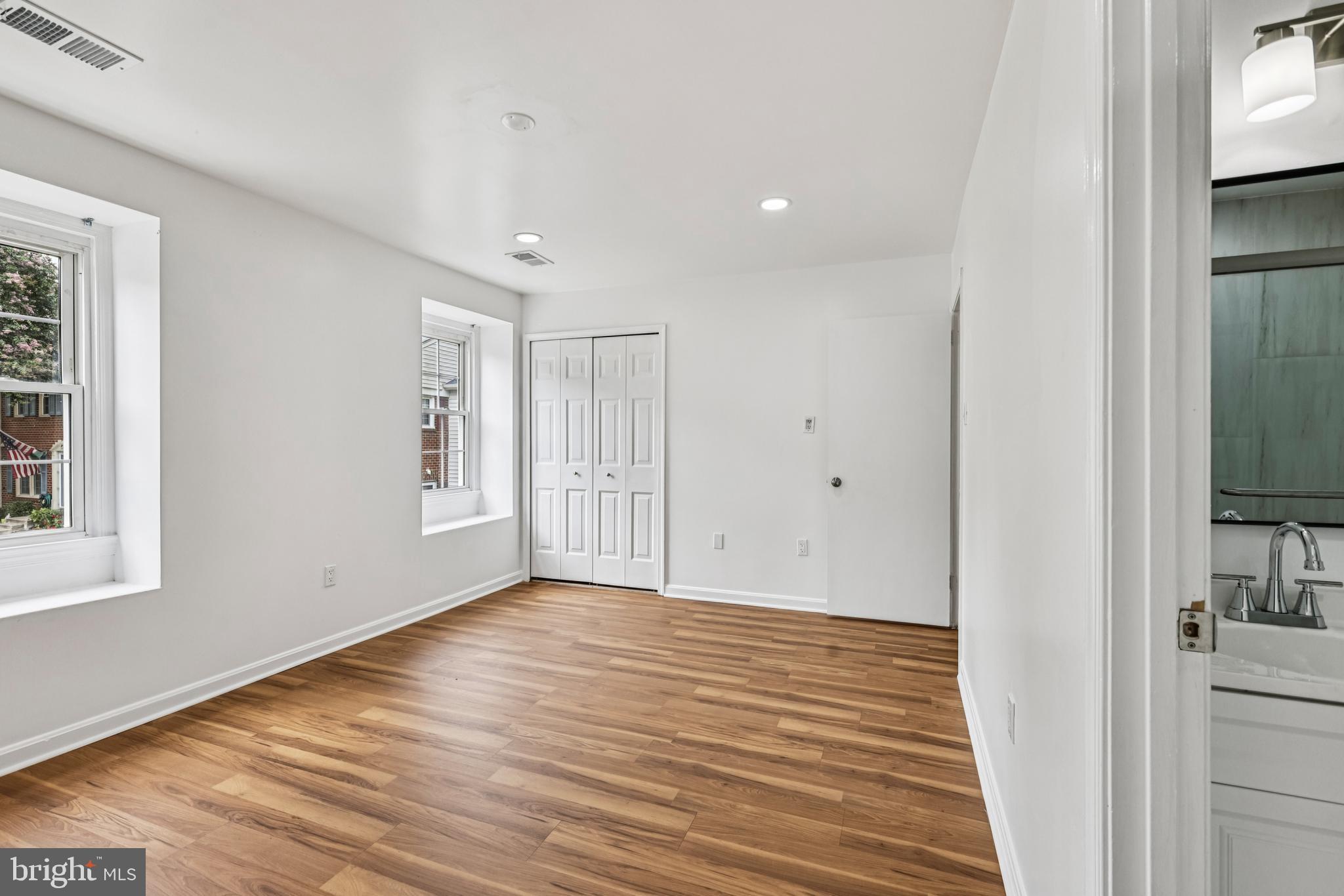 OLD MILL COMMUNITY - Residential Lease