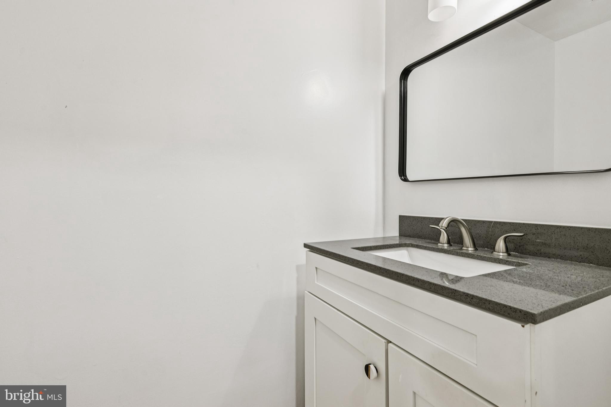 OLD MILL COMMUNITY - Residential Lease