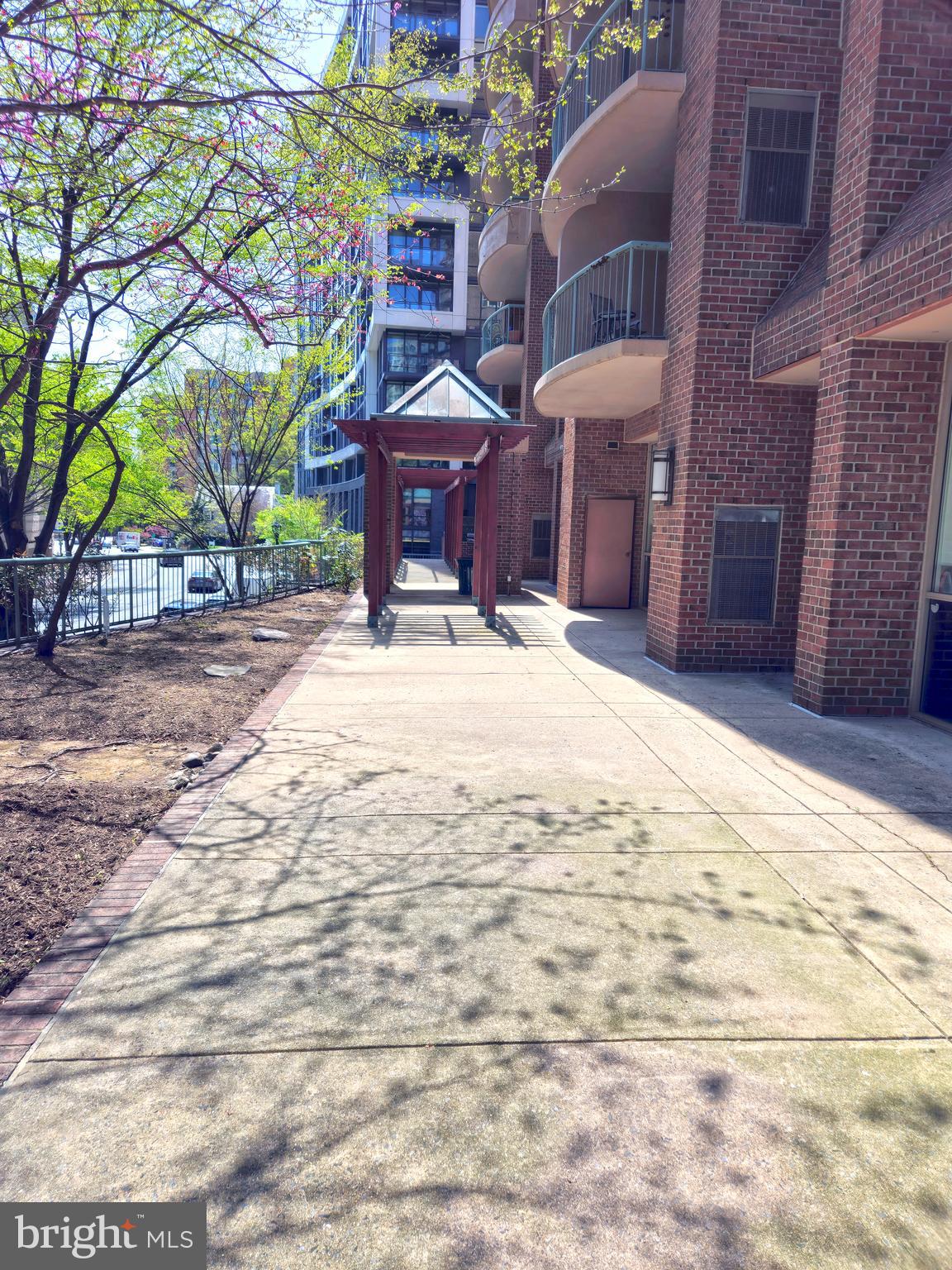 THE CHRISTOPHER - Residential