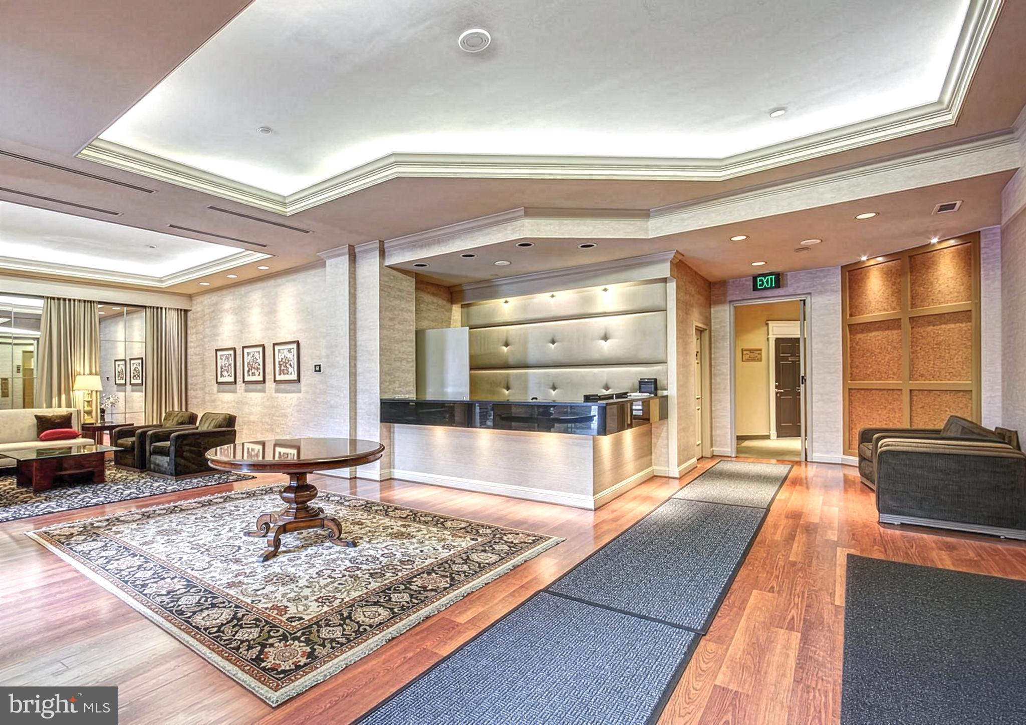 THE CHRISTOPHER - Residential