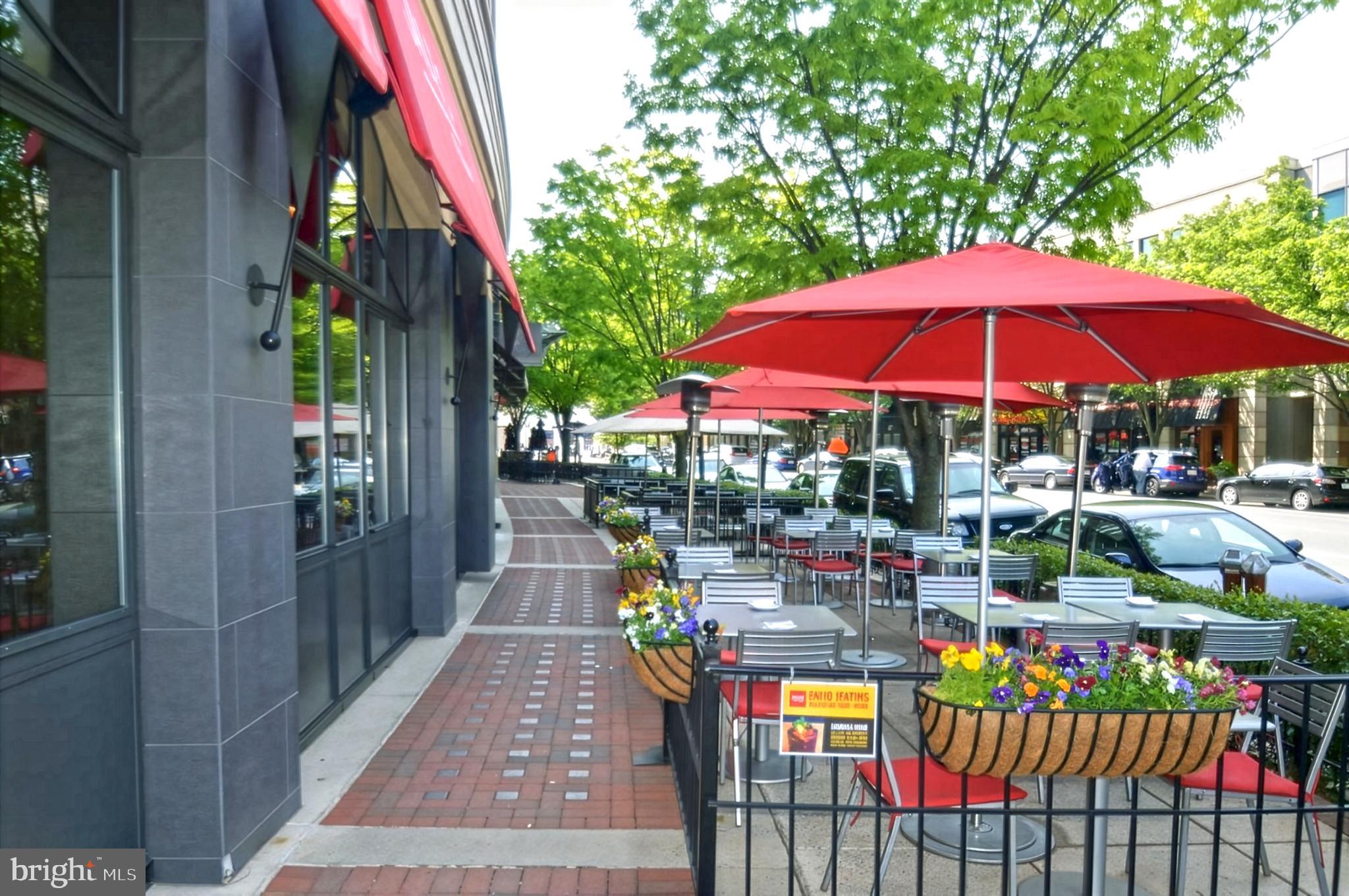 THE CHRISTOPHER - Residential