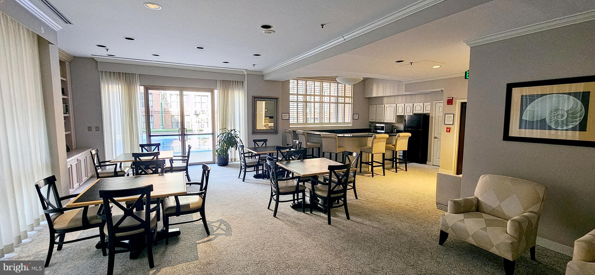 THE CHRISTOPHER - Residential