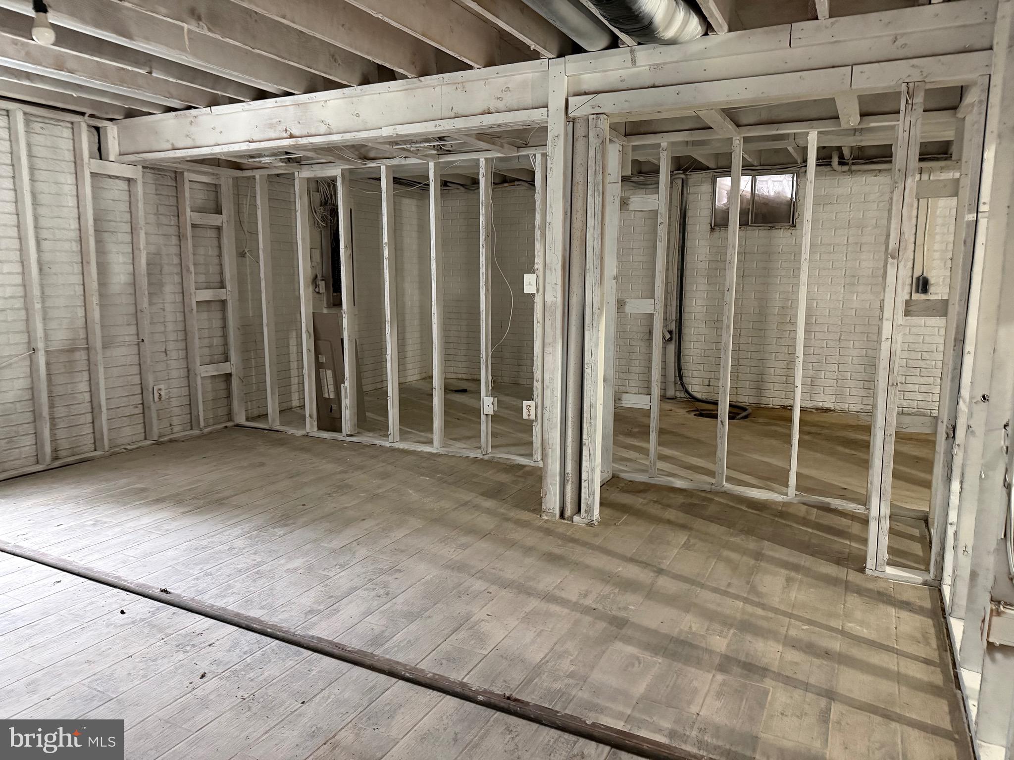 LINCOLN PARK - Residential