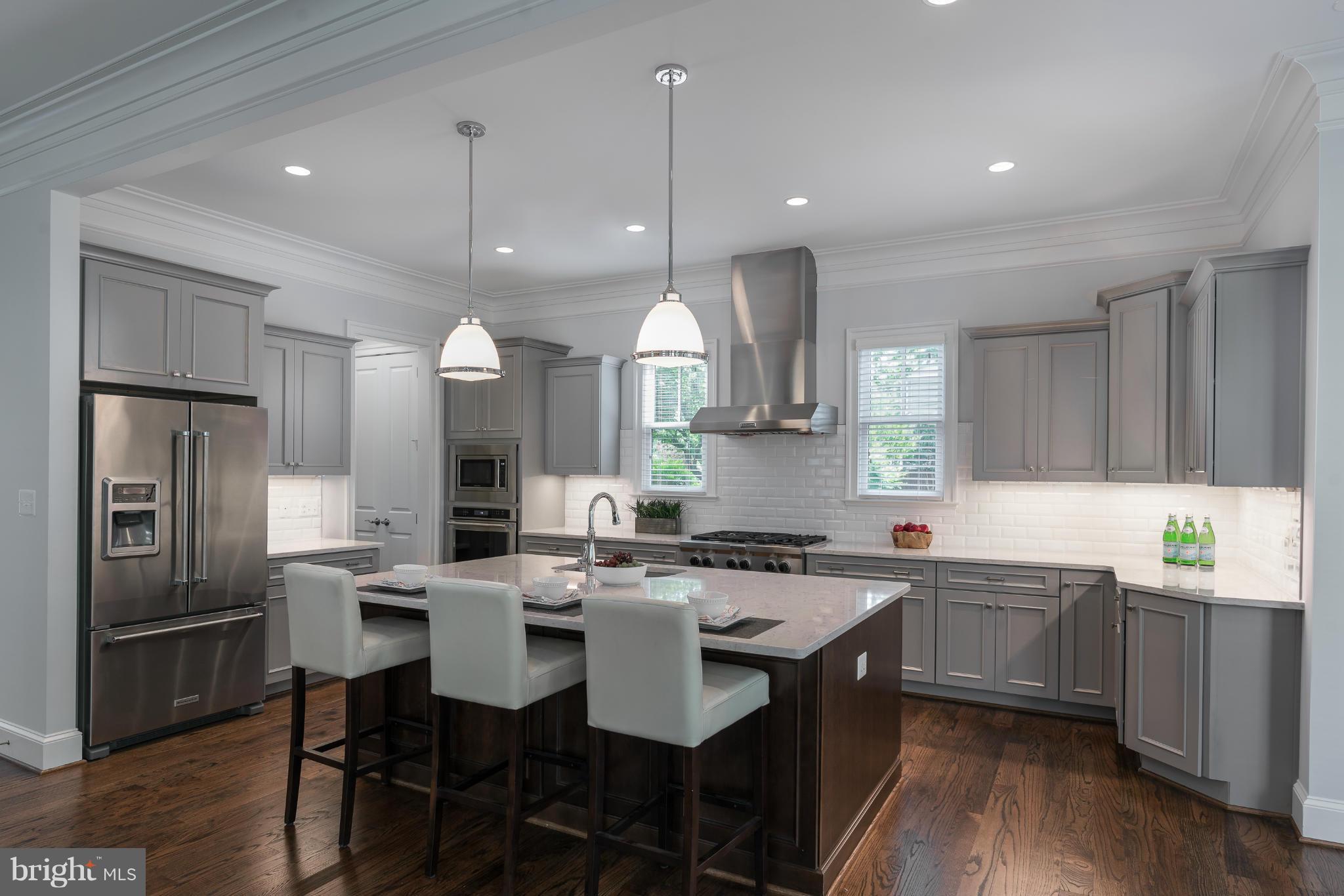 LYON PARK - Residential