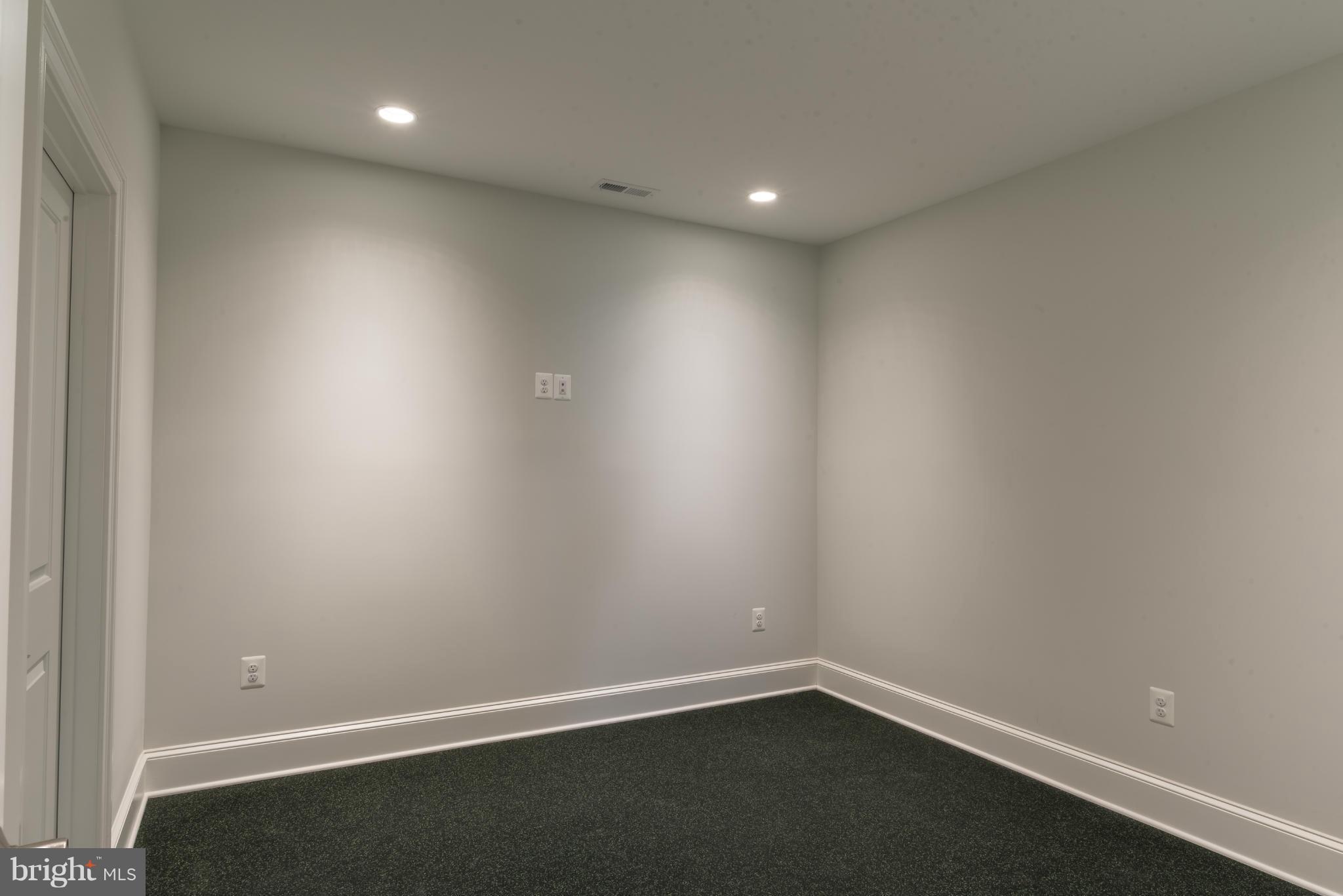 LYON PARK - Residential